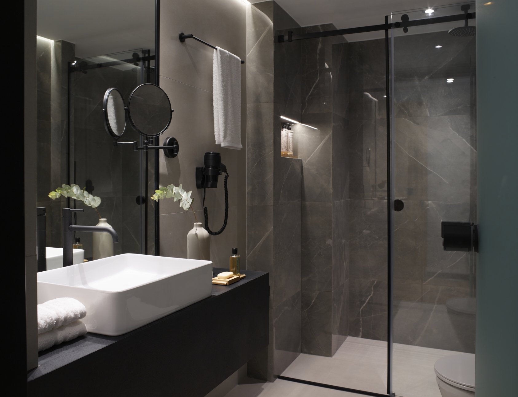 Family Room Connecting Room