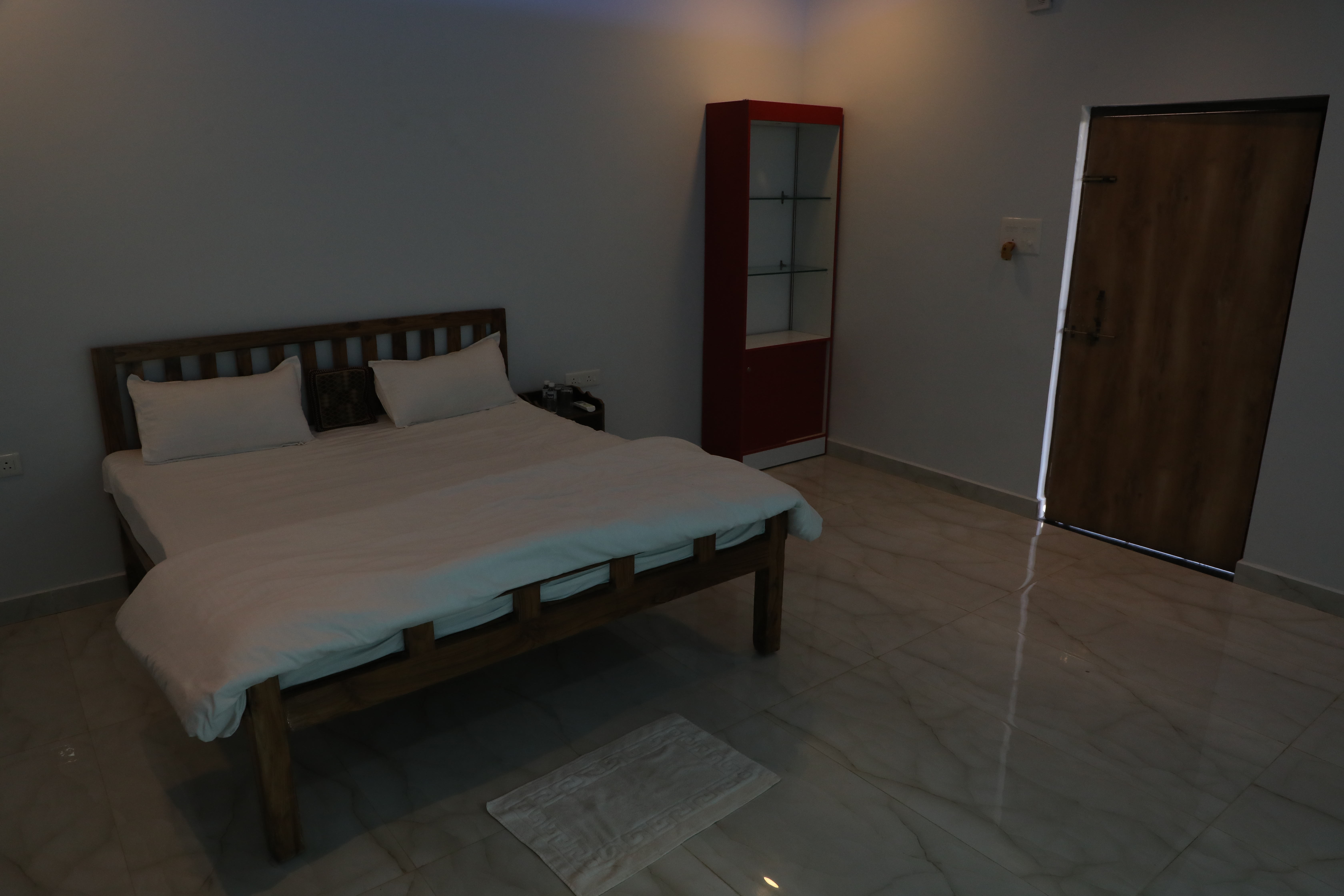 Double Superior King Bed