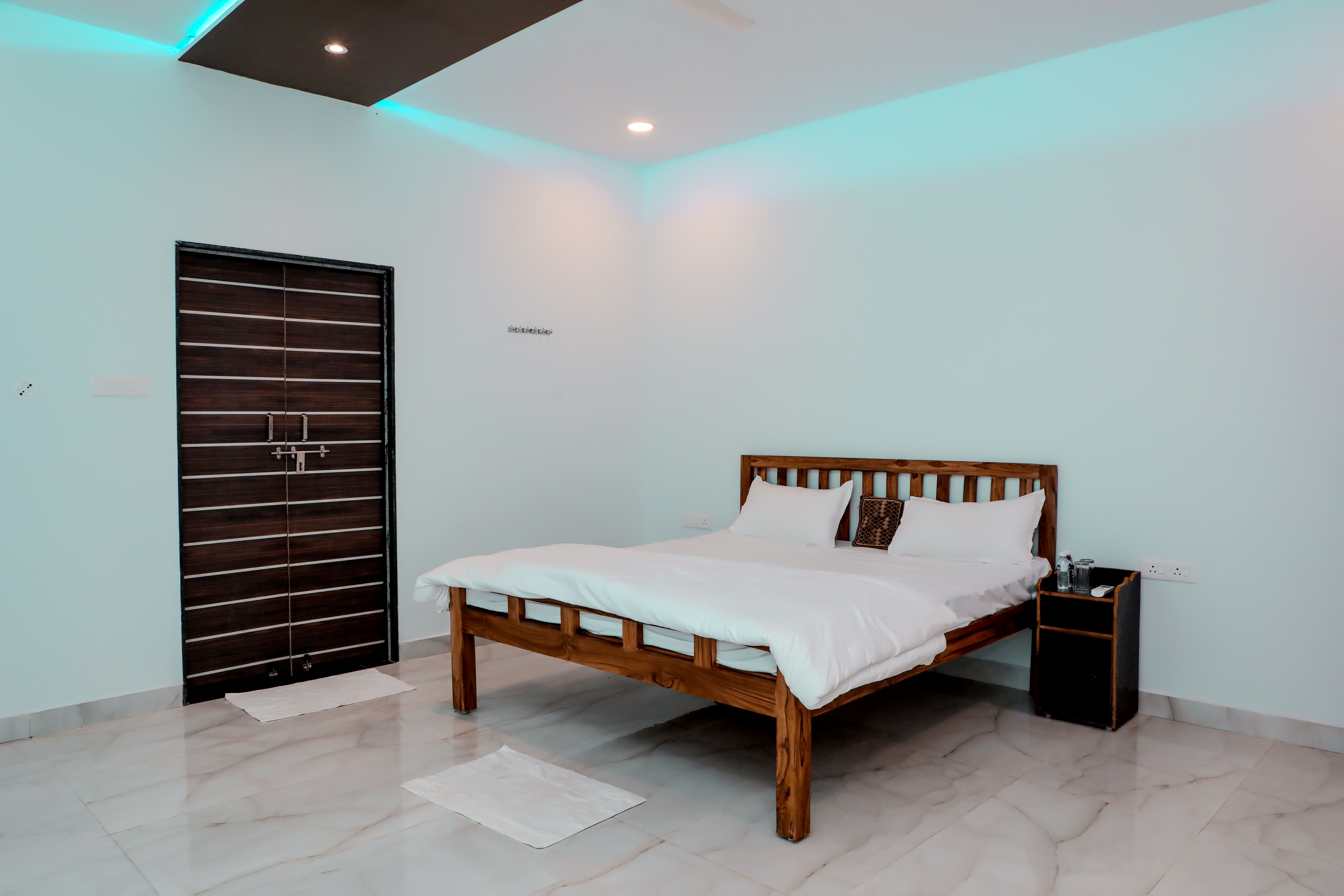 Double Superior King Bed