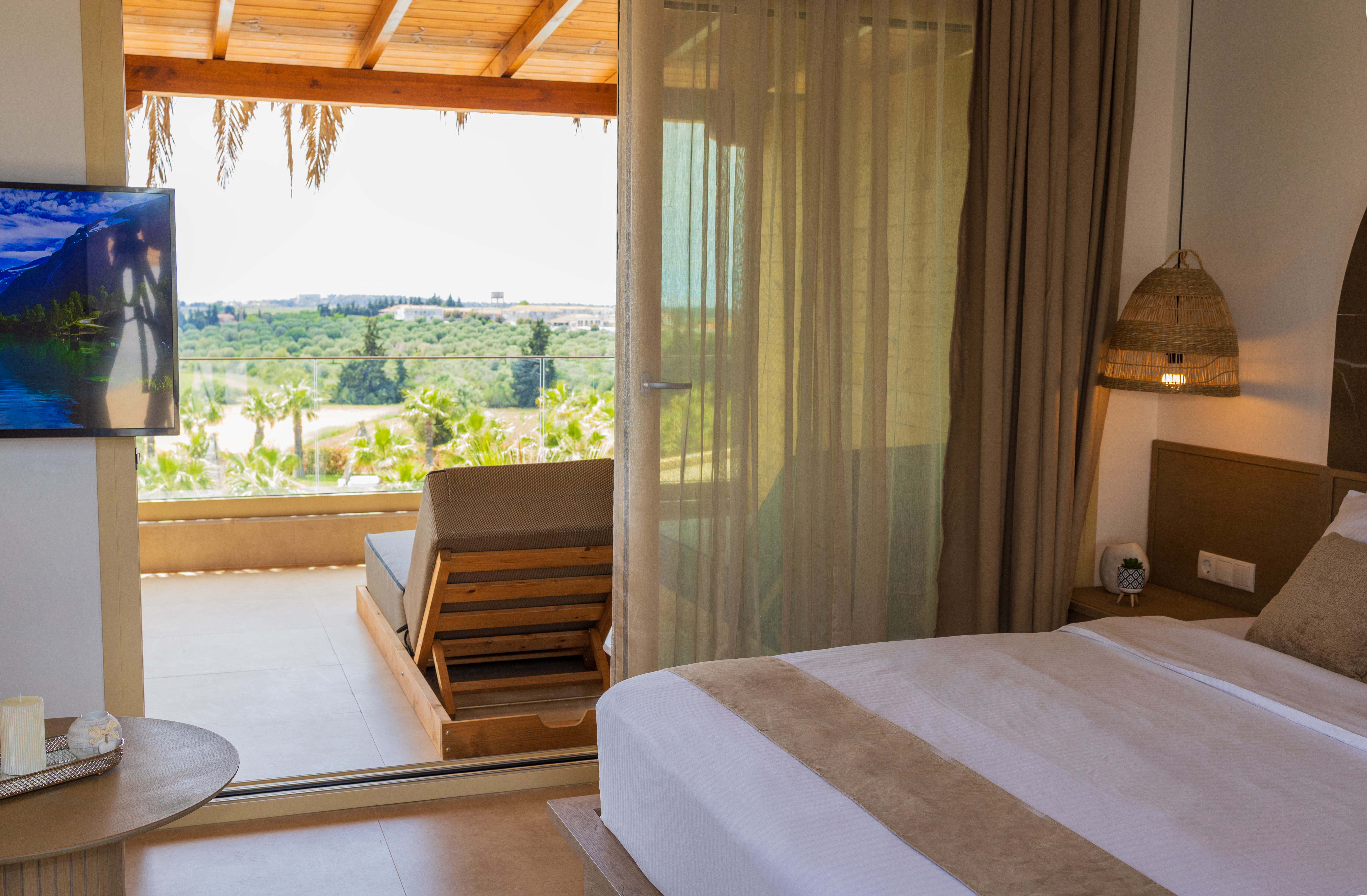 Room King Bed One Bedroom 