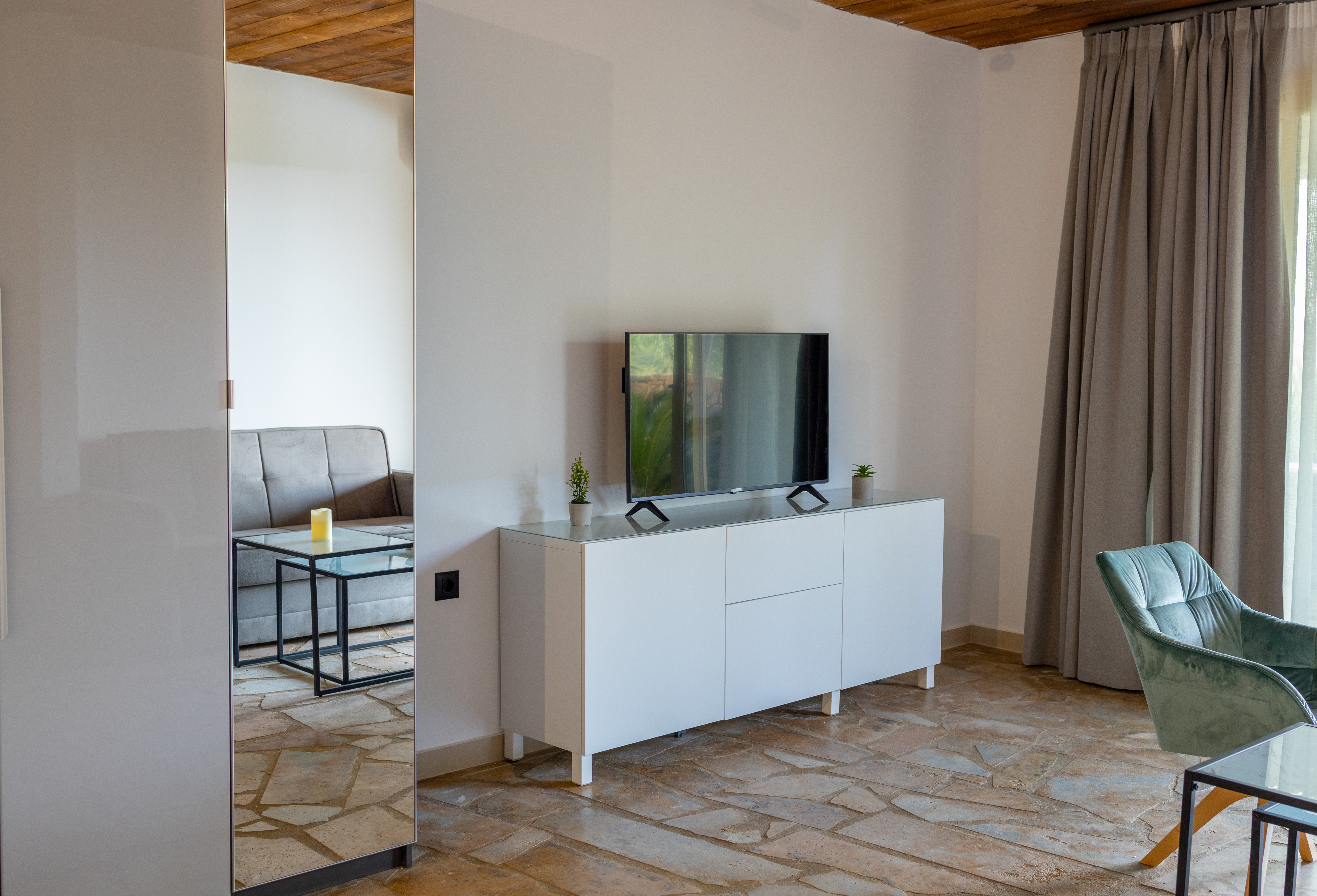 Apartment Two Double Beds