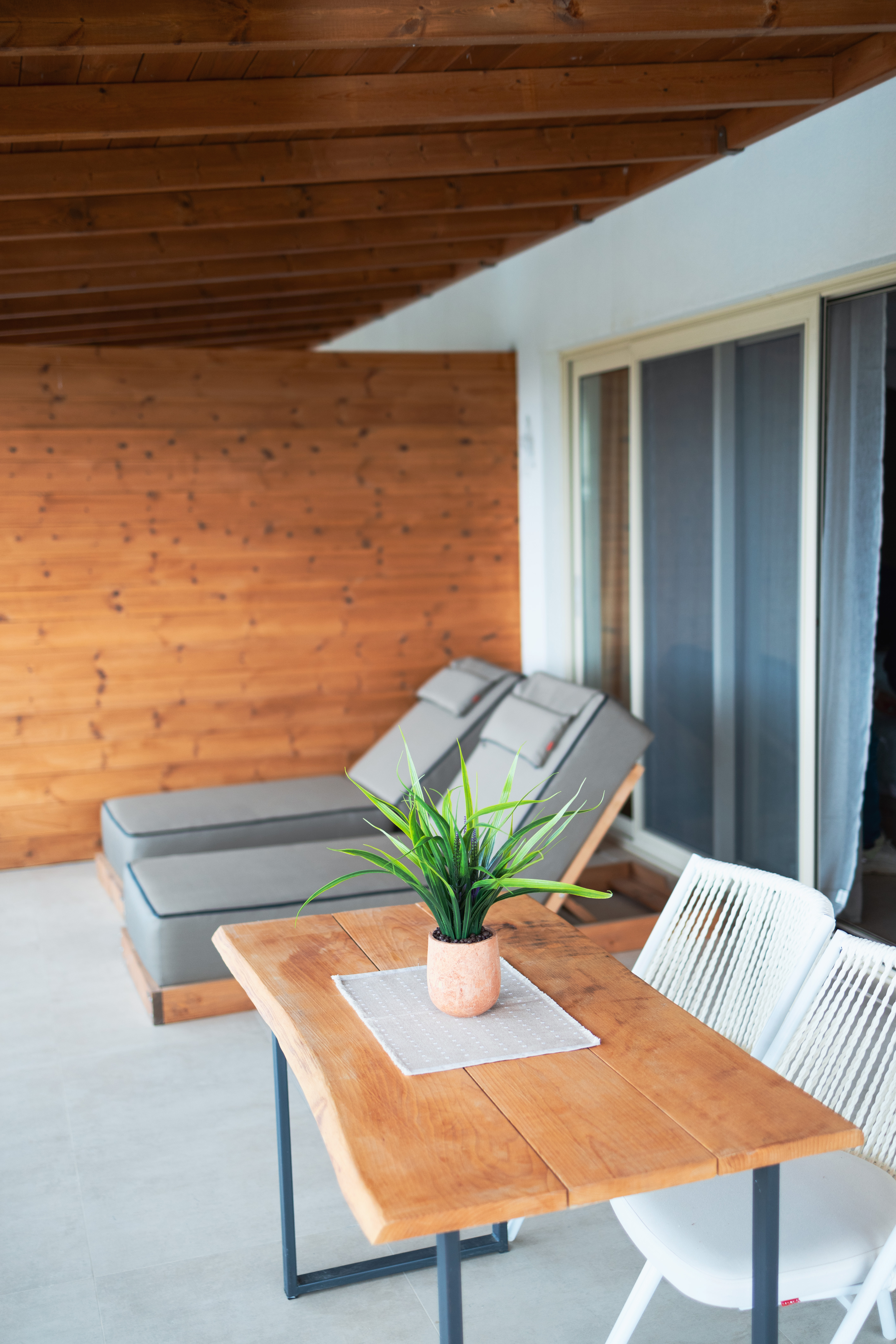 Room King Bed One Bedroom 