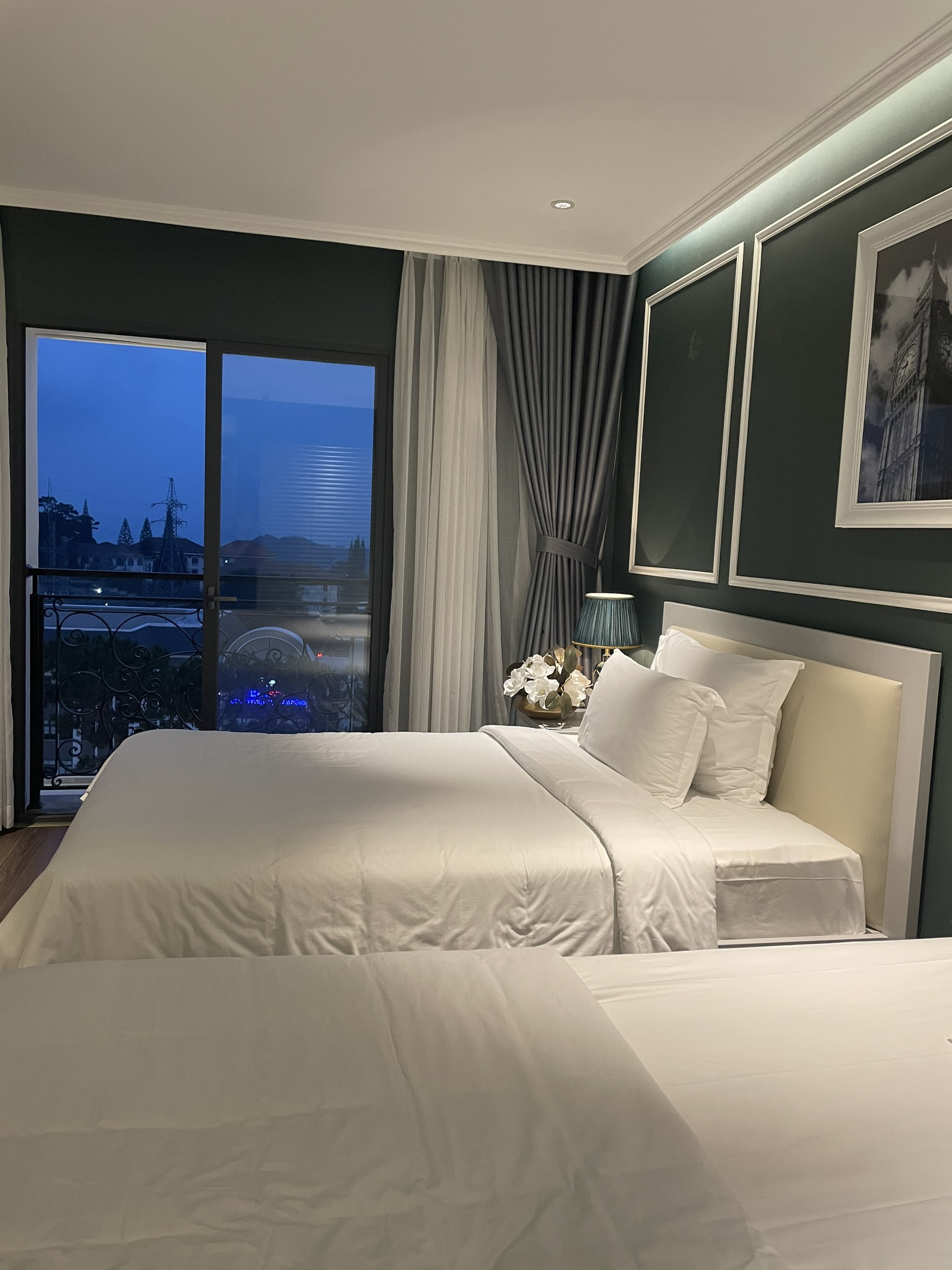 Double or Twin Deluxe