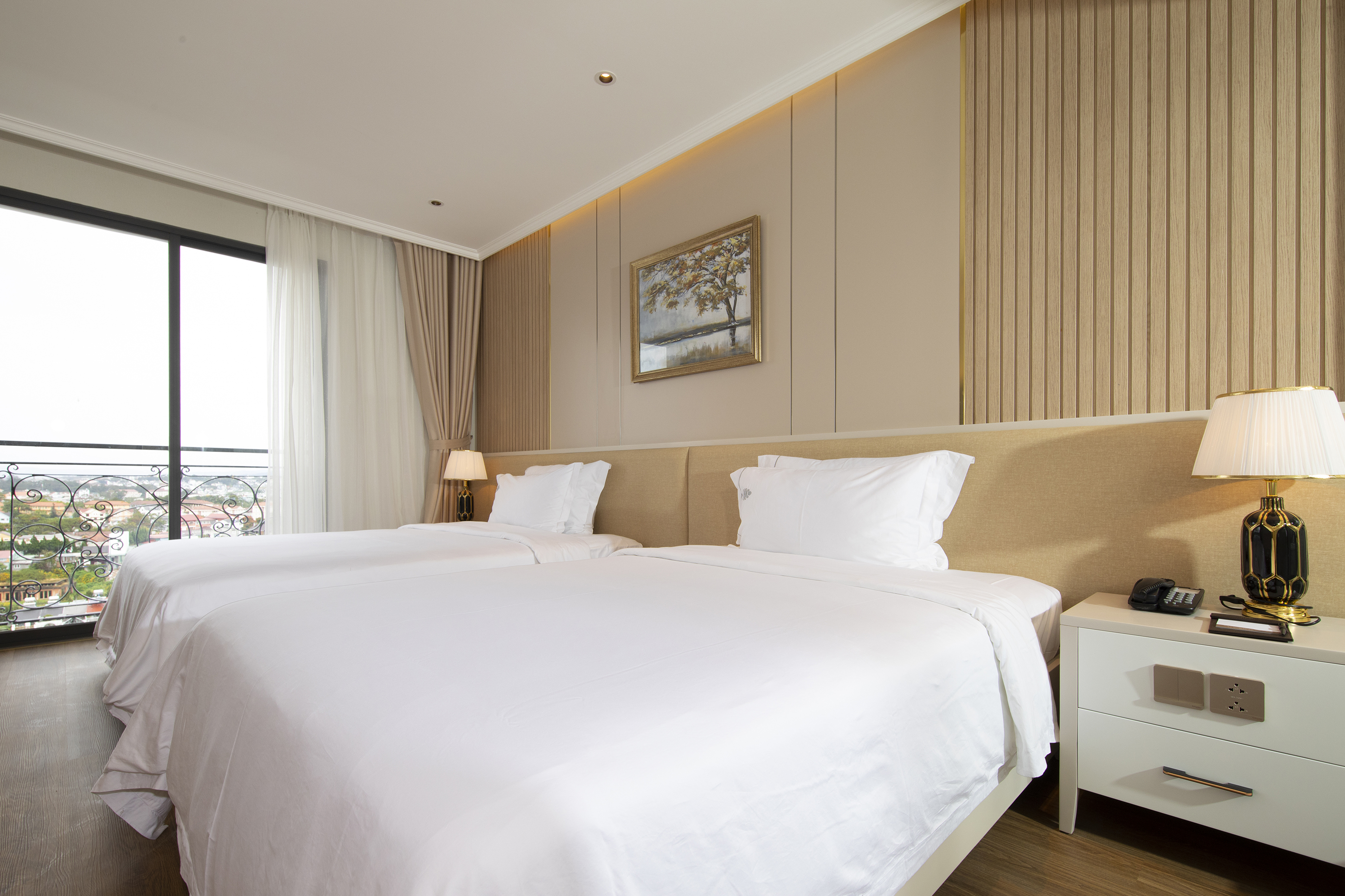 Double or Twin Deluxe