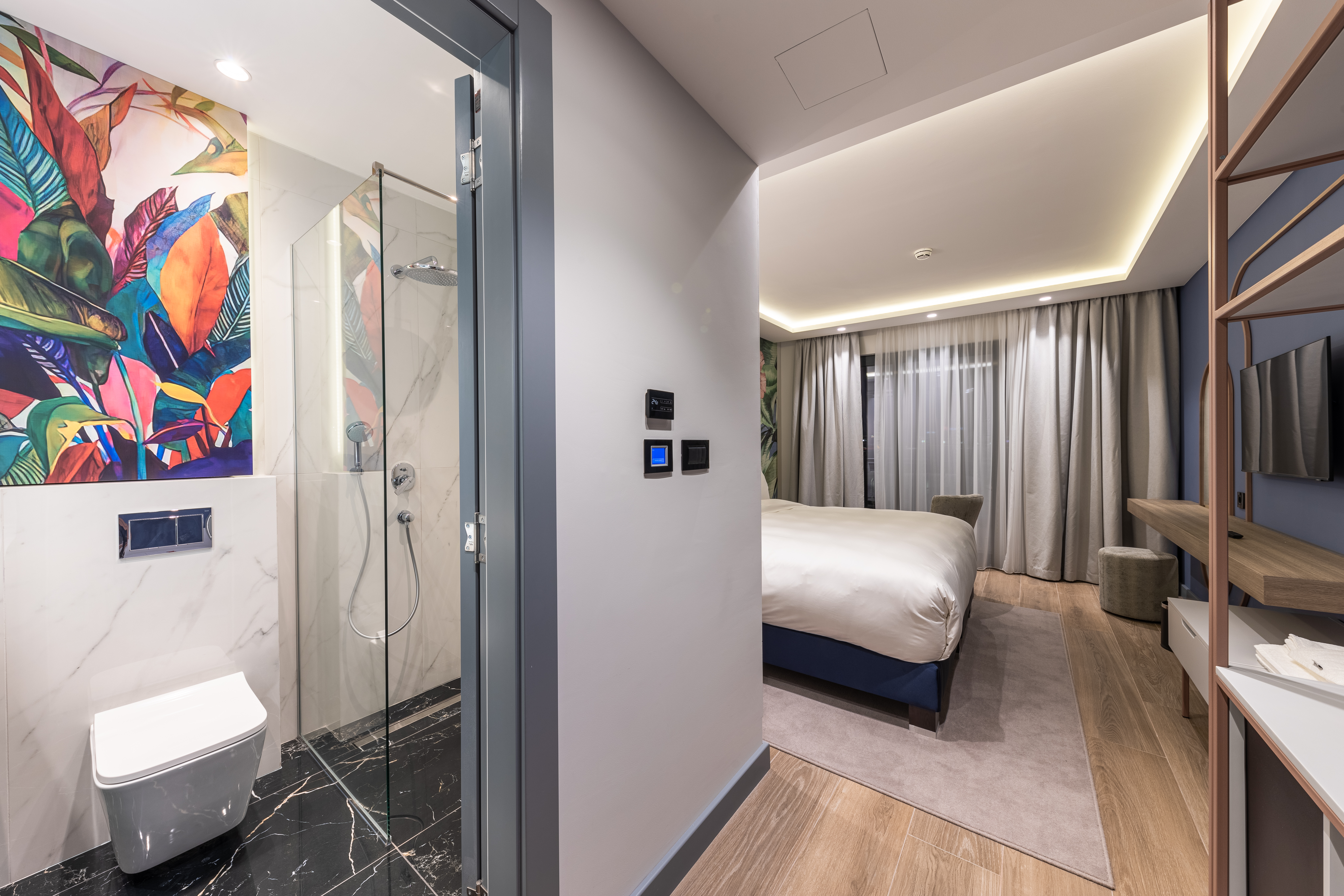 Double Classic City View