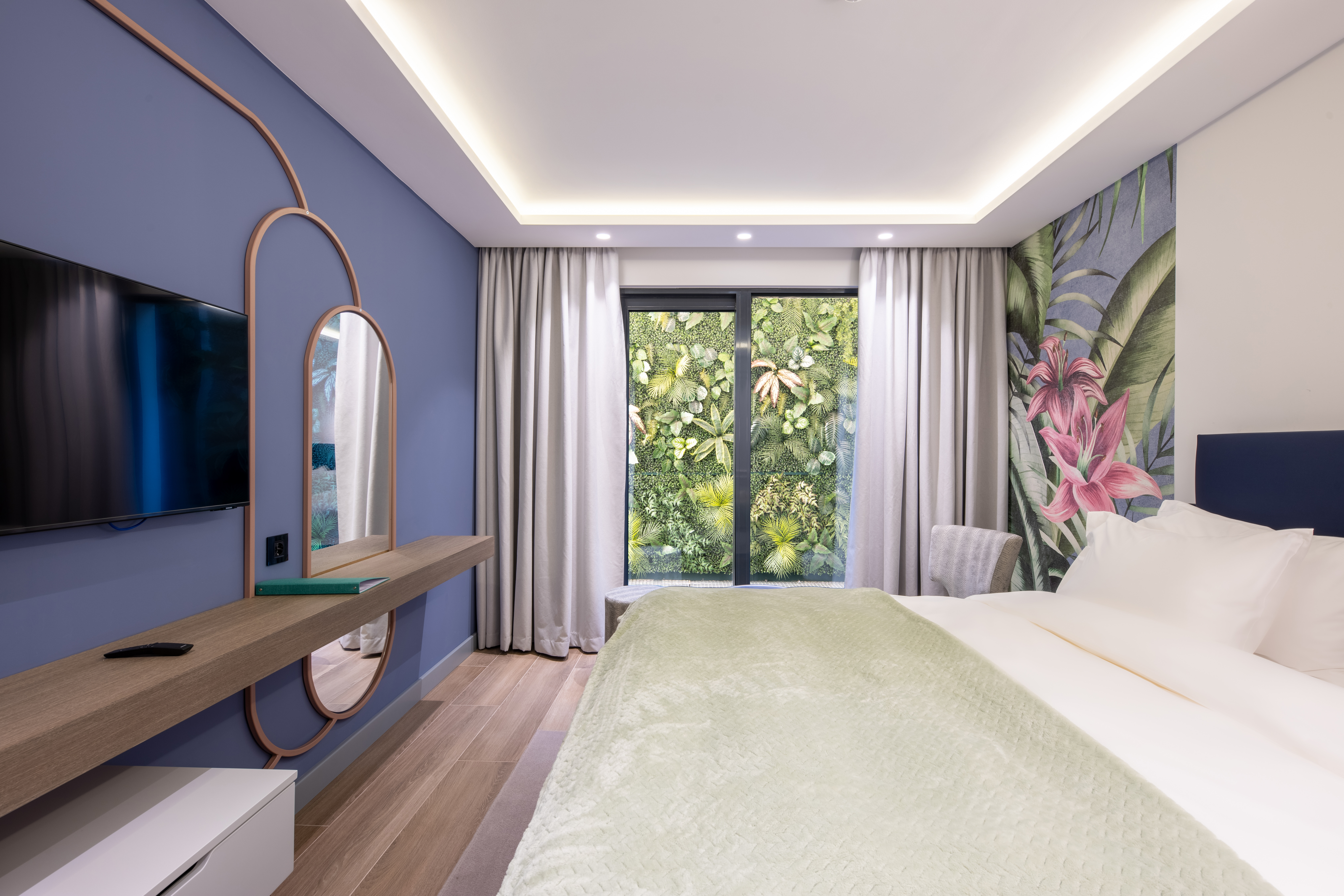 Double Classic King Bed