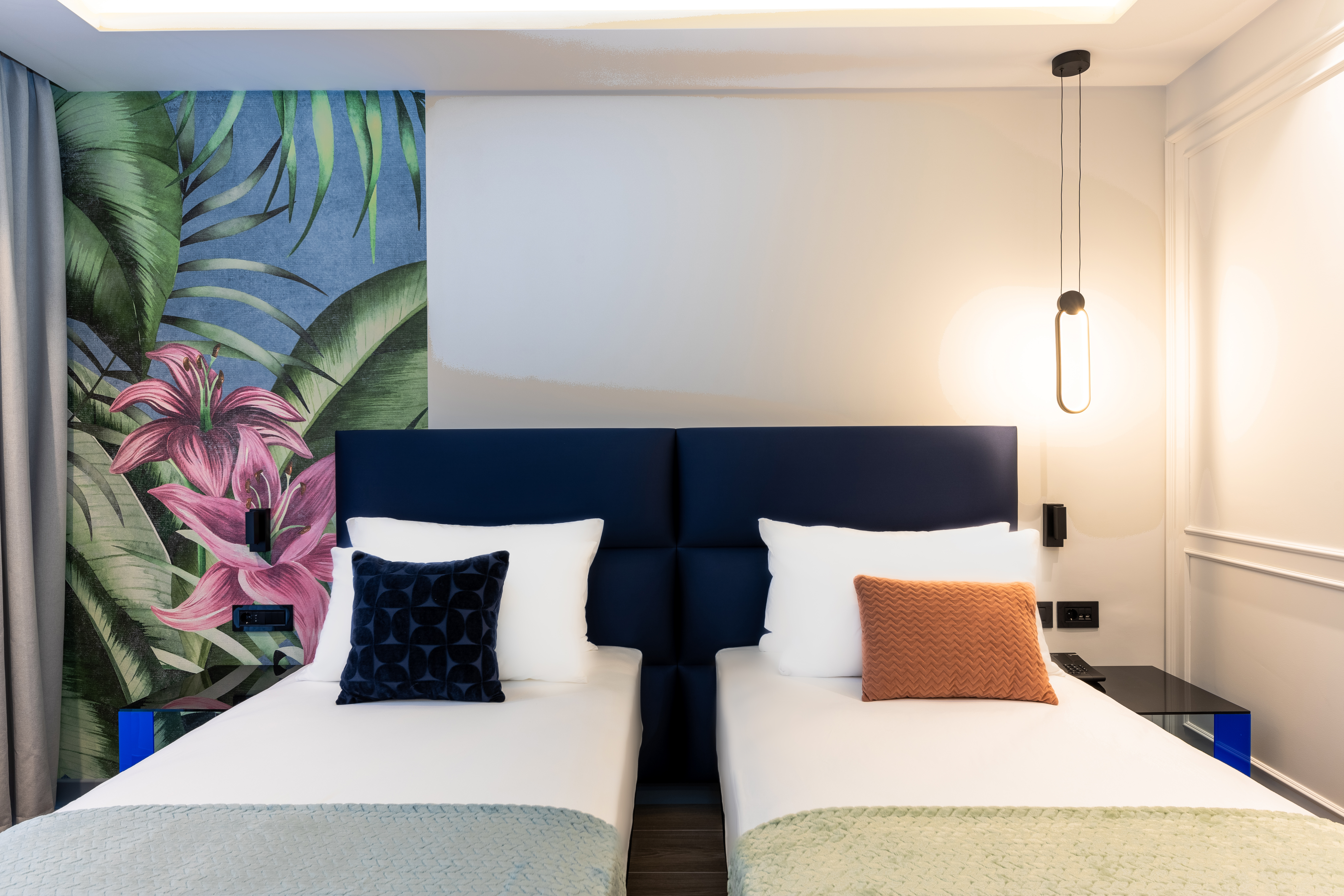 Twin Classic Garden View