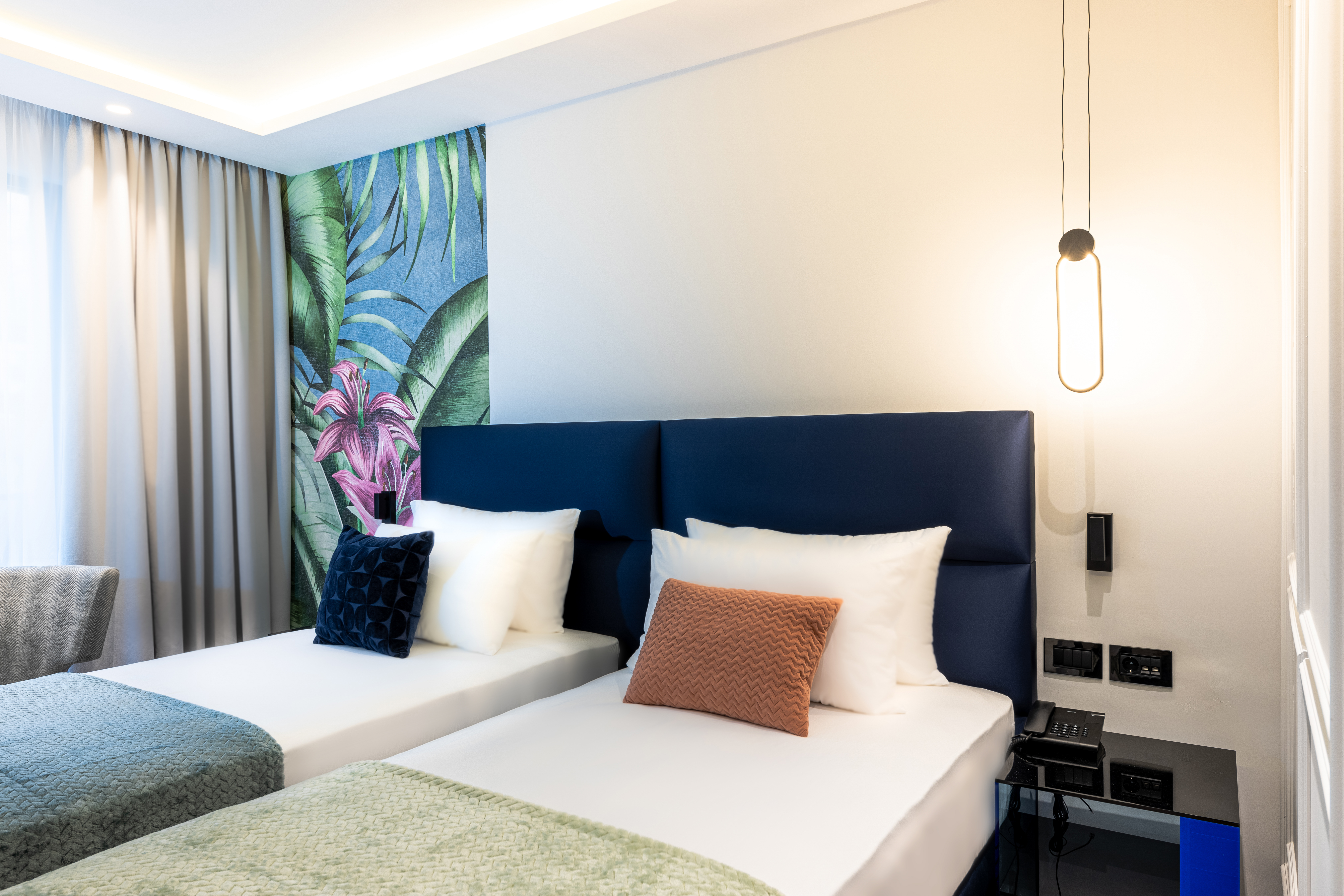 Twin Classic Garden View