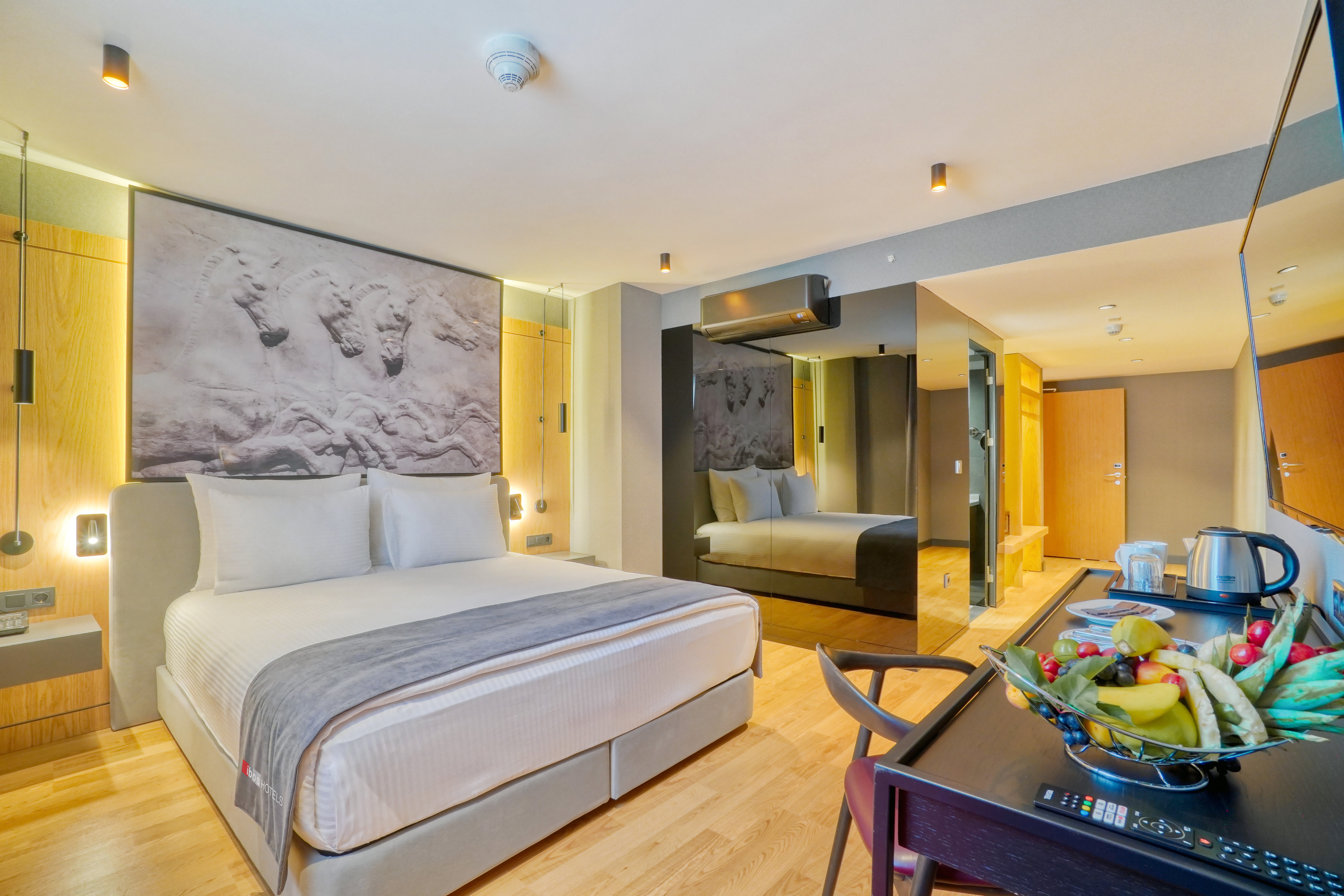 Double or Twin Deluxe