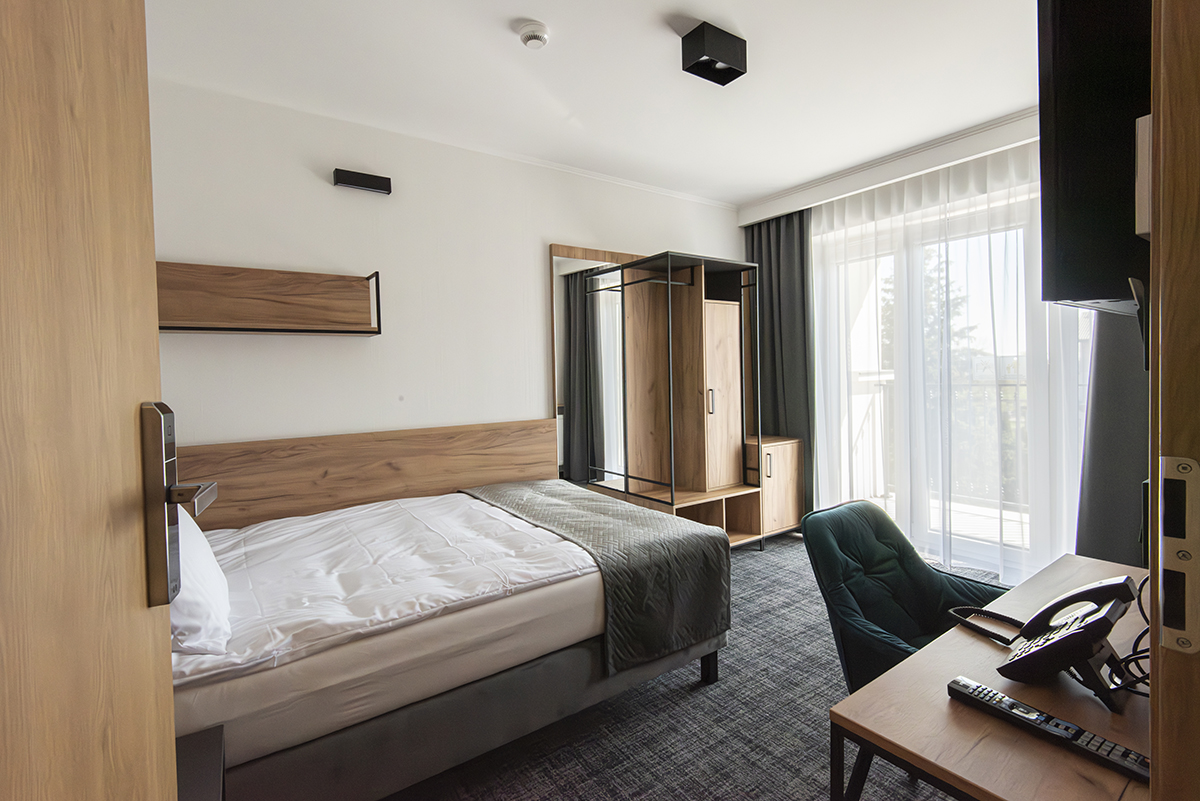 Double Single Deluxe One Bed