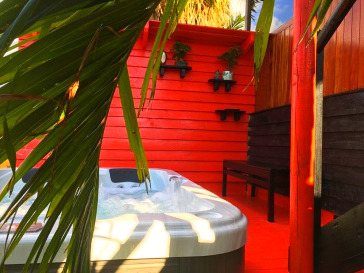 Double Deluxe One Bed