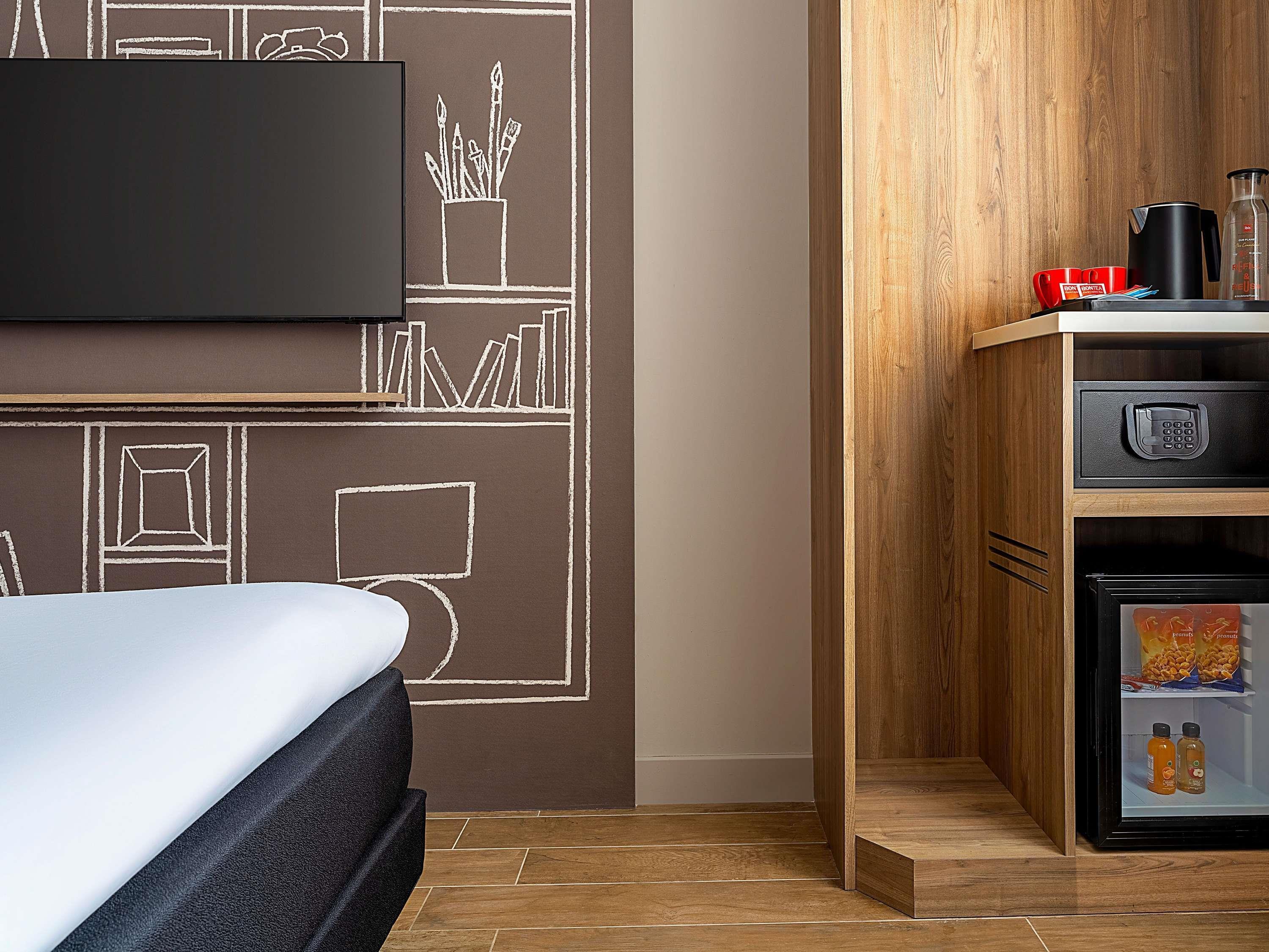 Double Superior Queen Bed