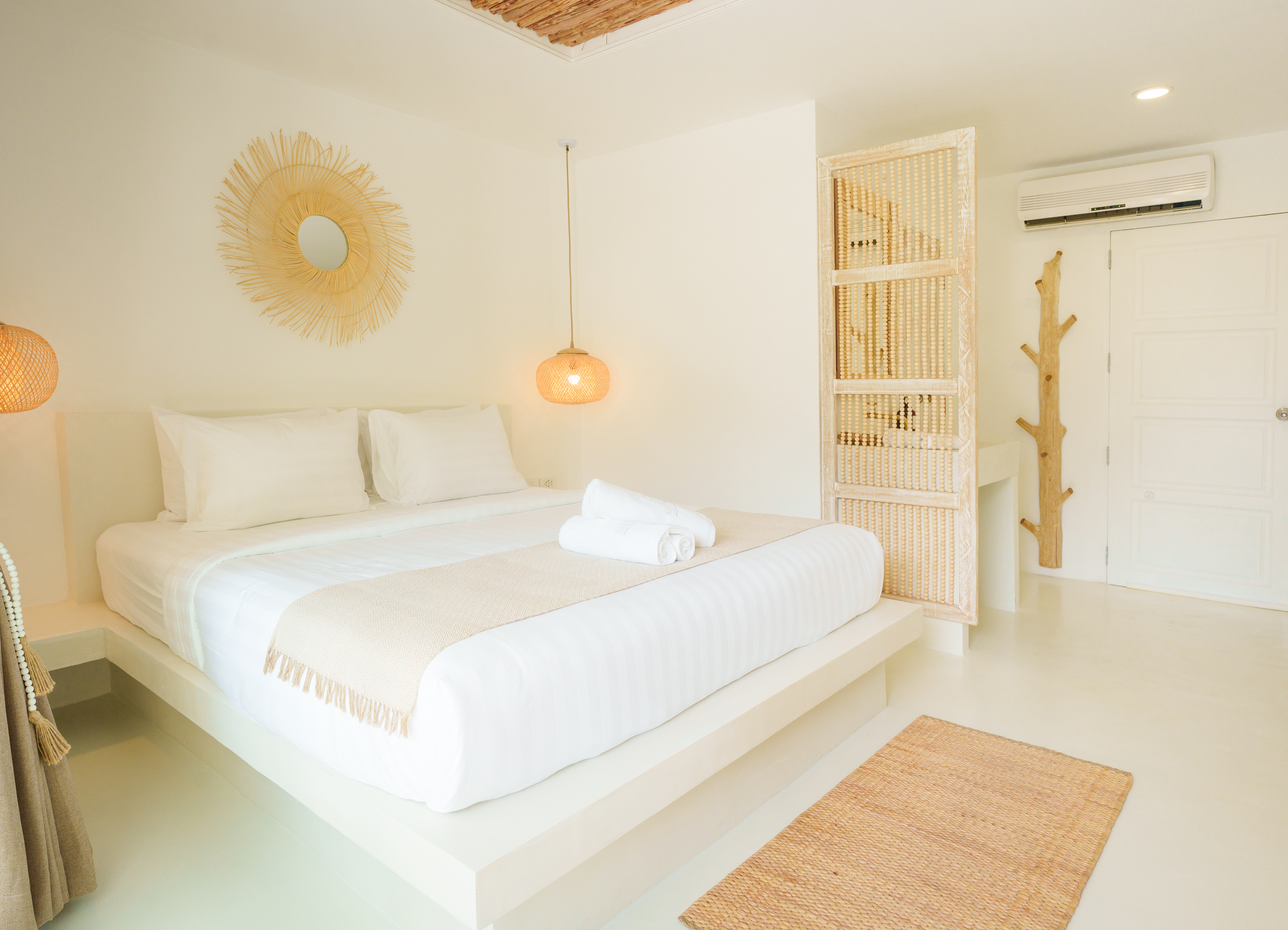 Room Deluxe with Balcony