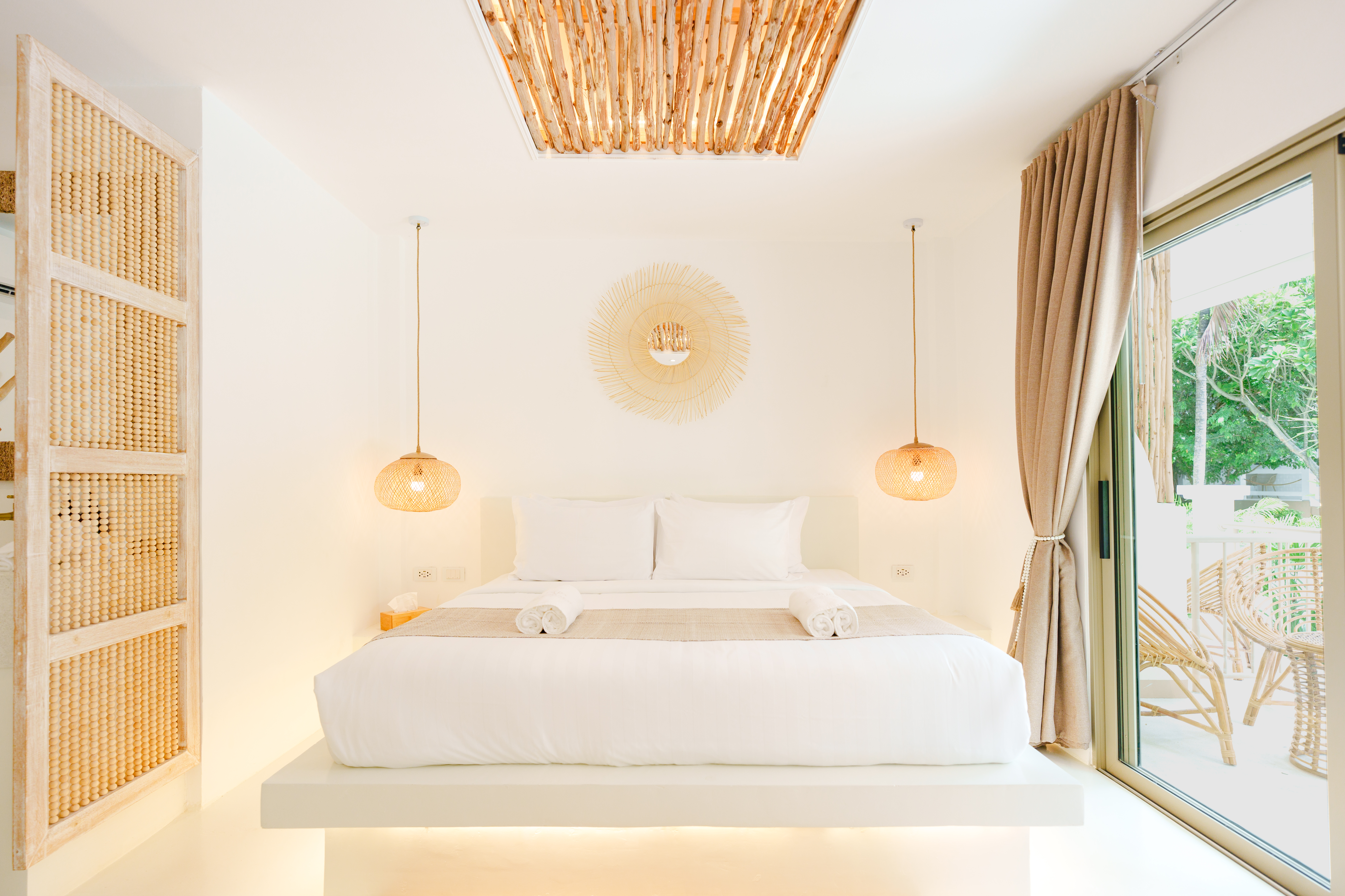 Room Deluxe with Balcony