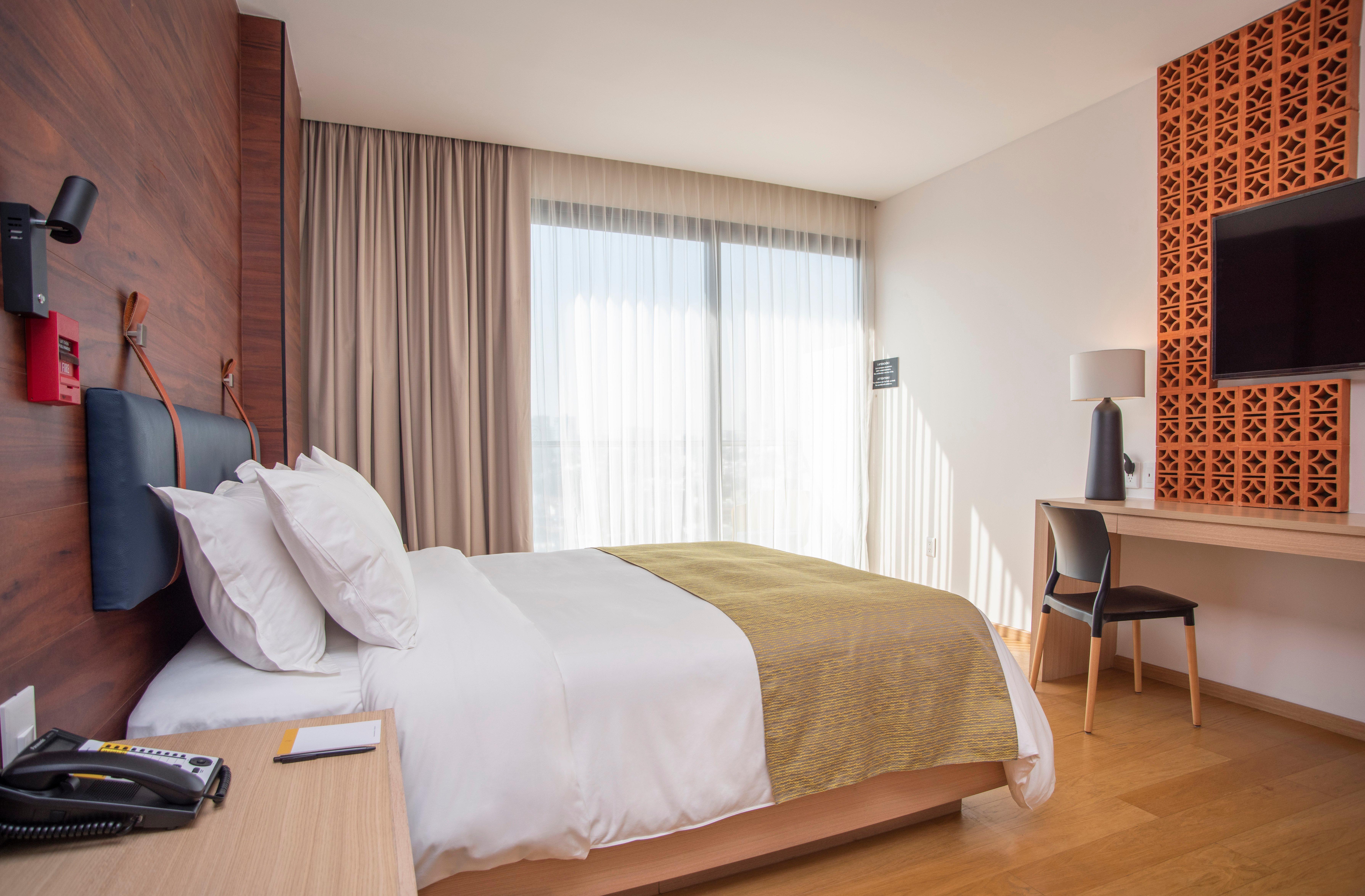 Double Accessible-queen Size Bed