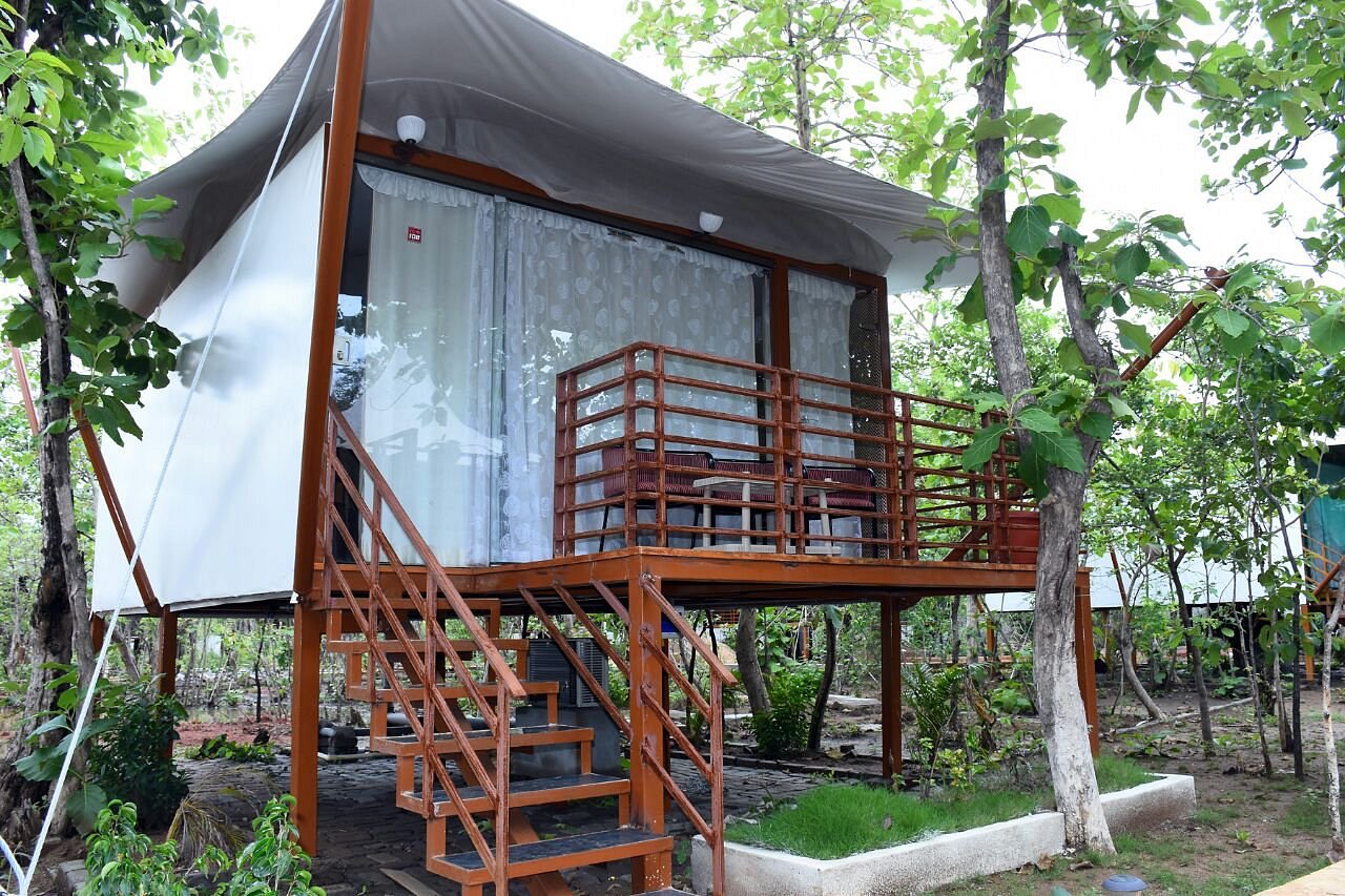 Double Deluxe with Balcony