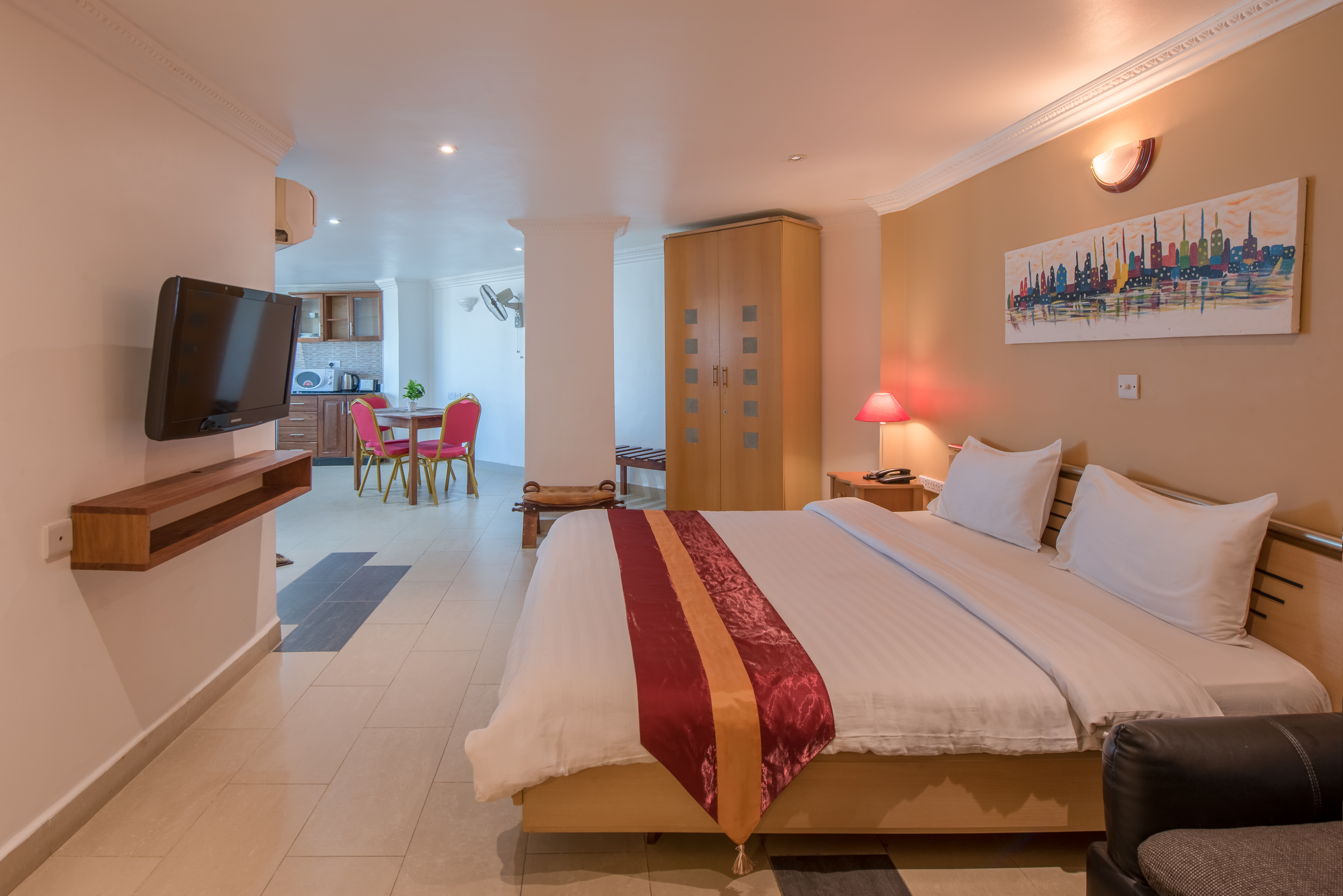 Studio King Size Bed