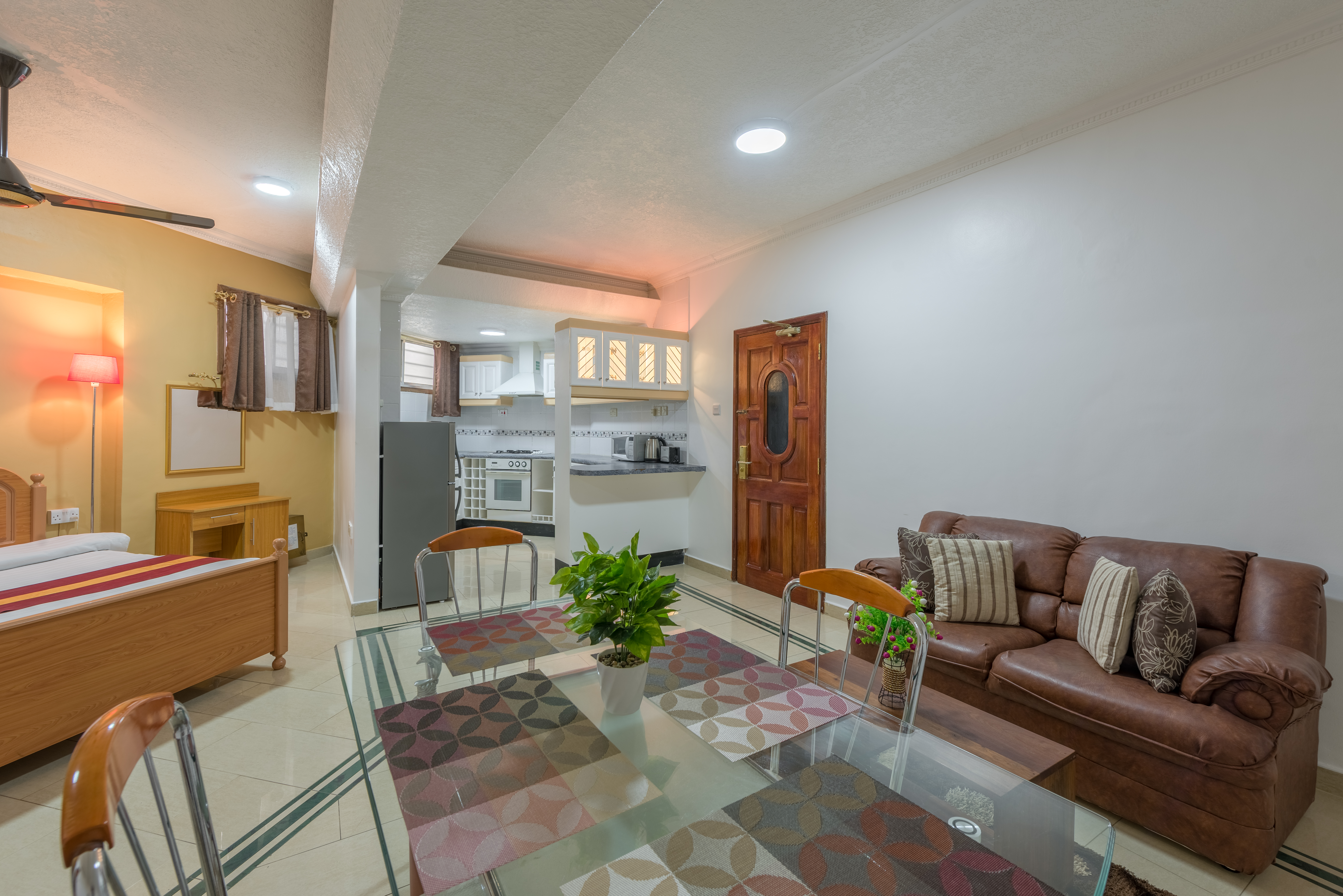 Studio King Size Bed