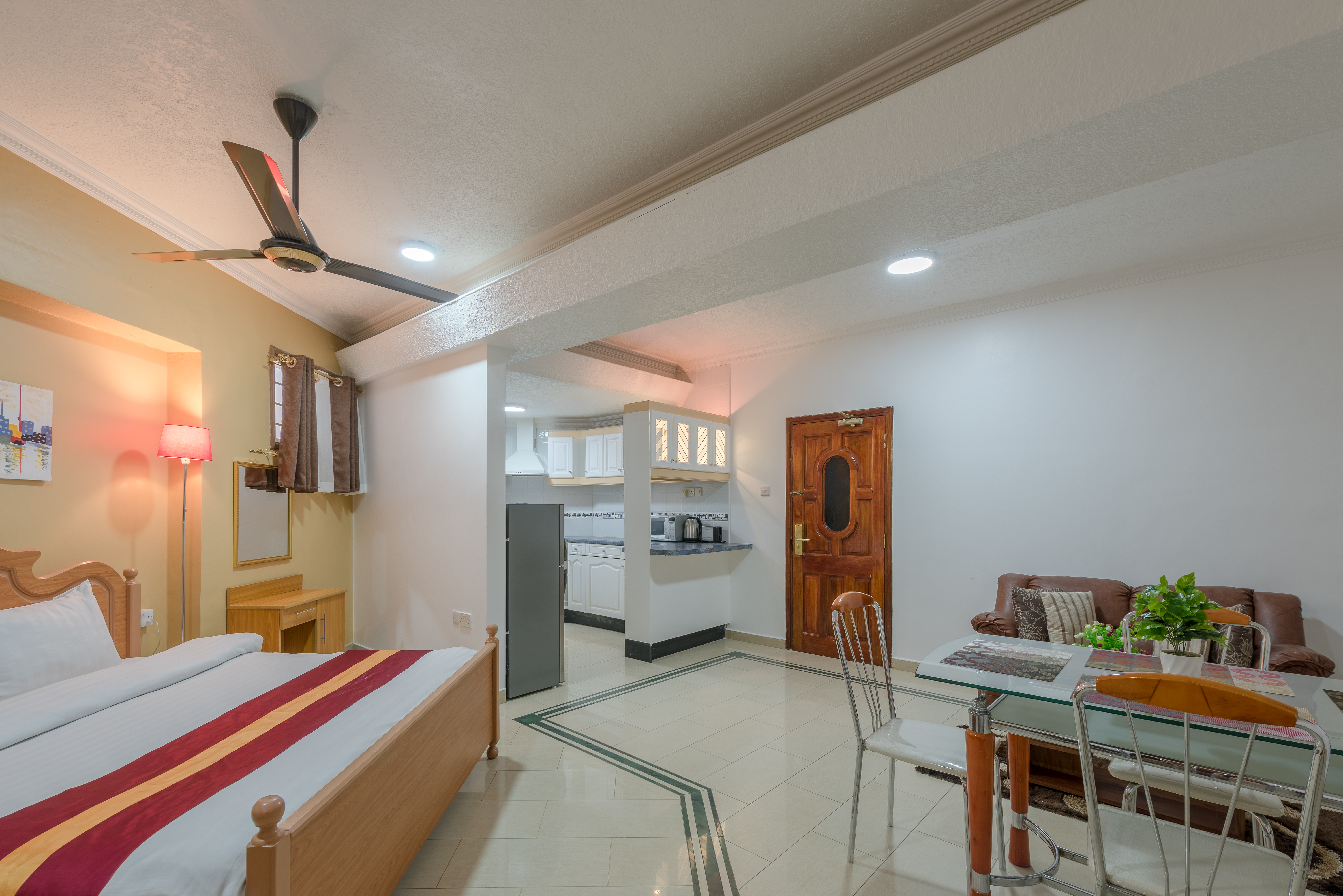 Studio King Size Bed