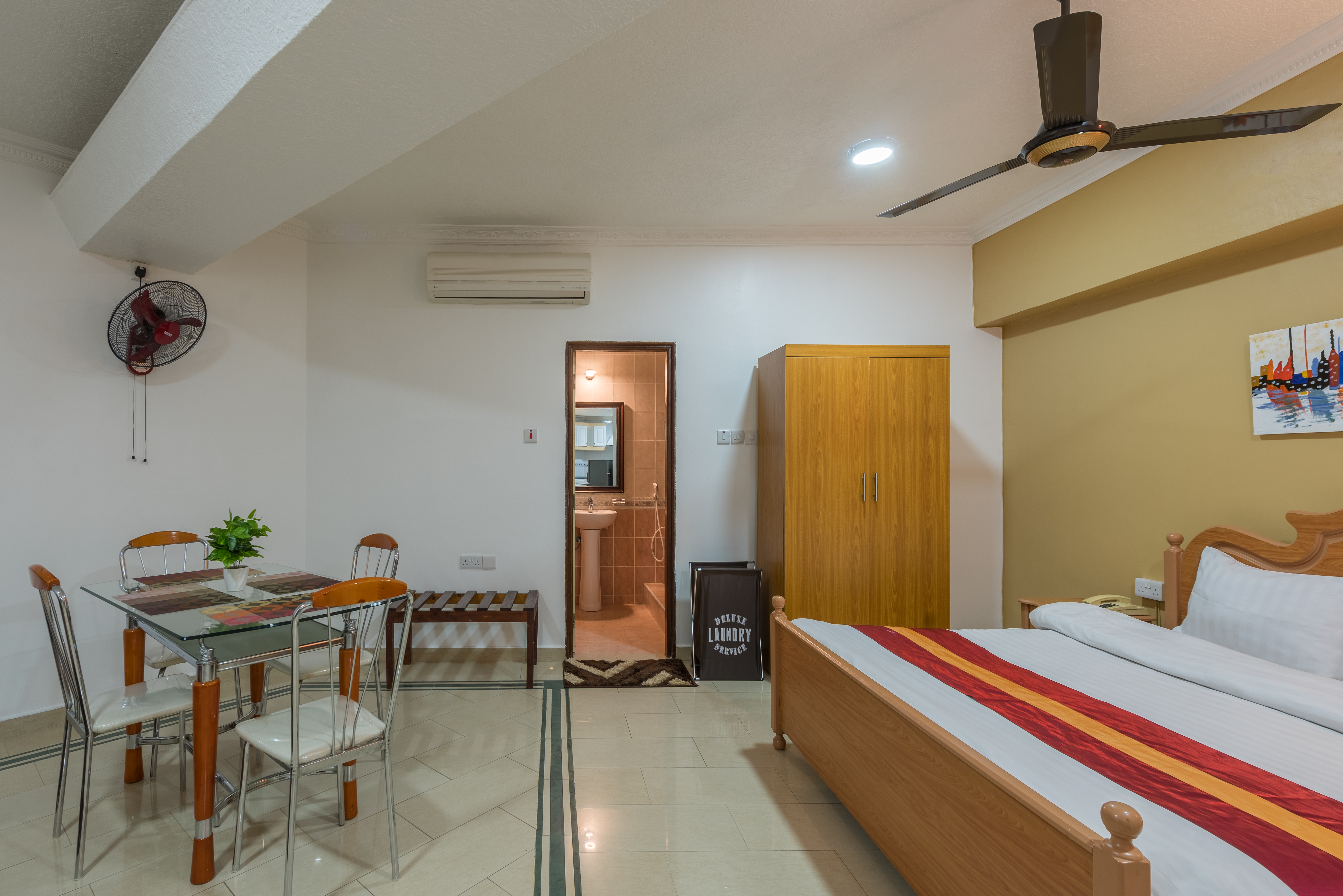 Studio King Size Bed