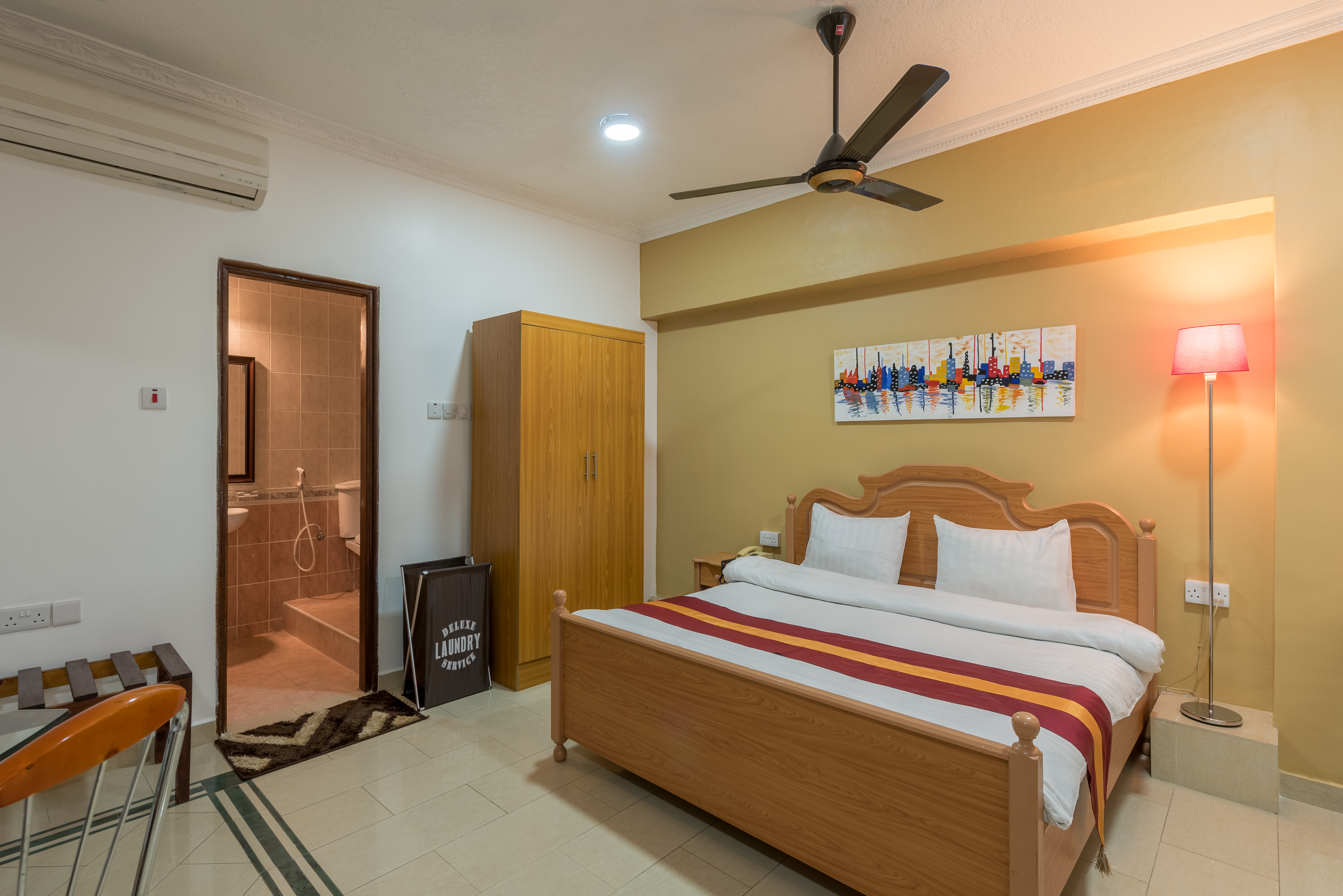 Studio King Size Bed