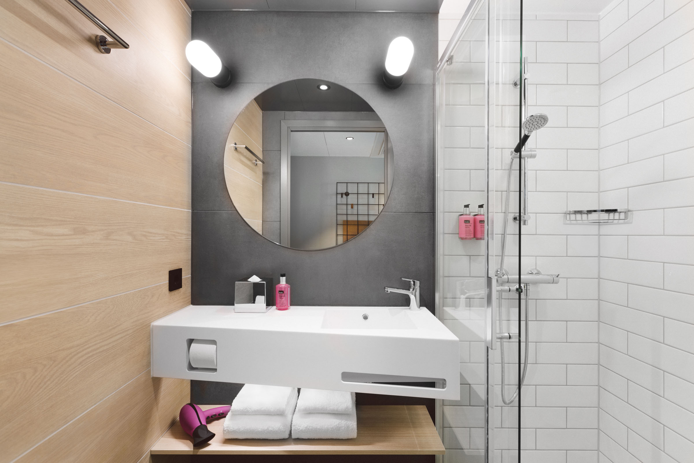 Double or Twin Standard