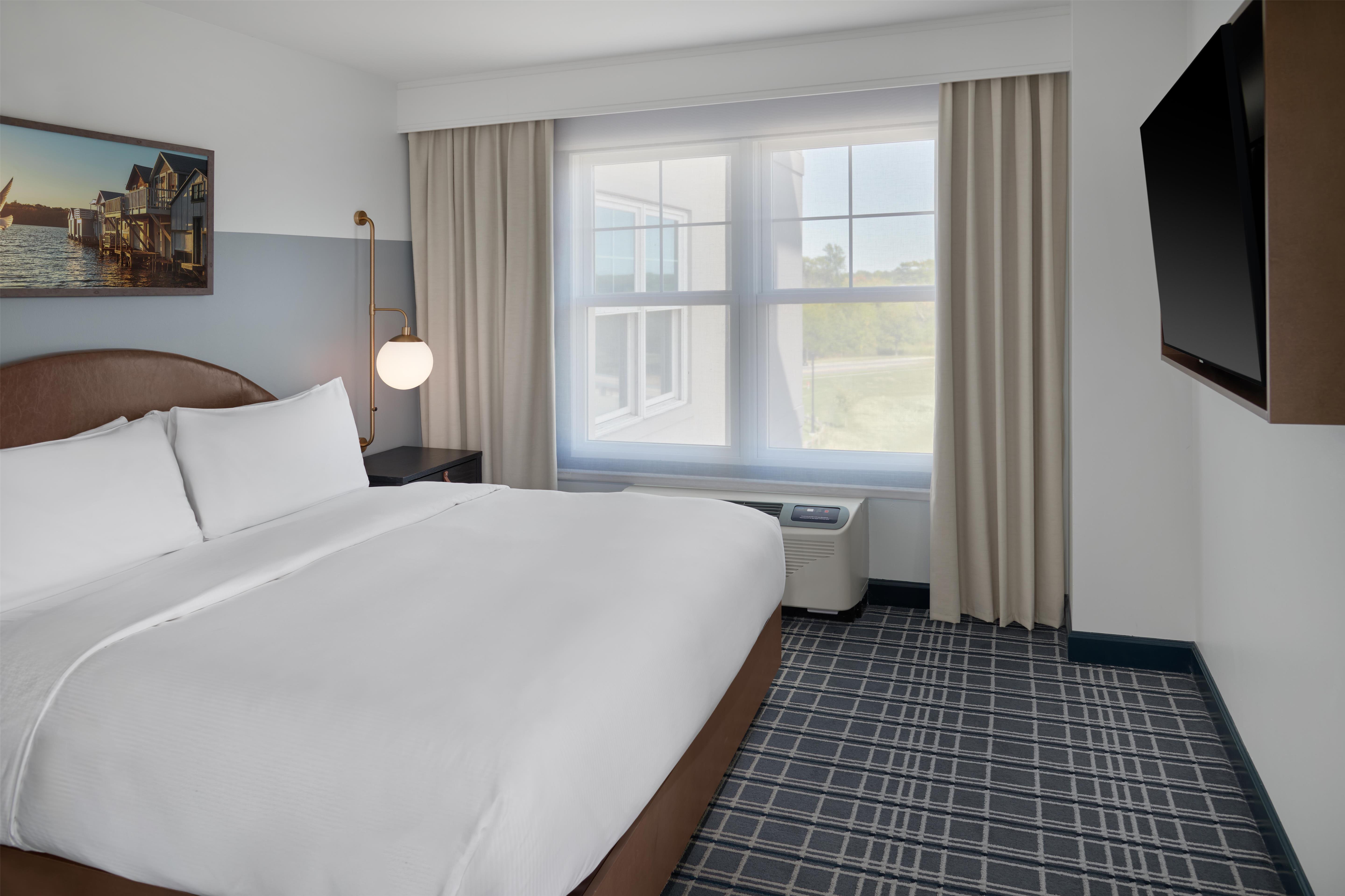 Suite Accessible with Views