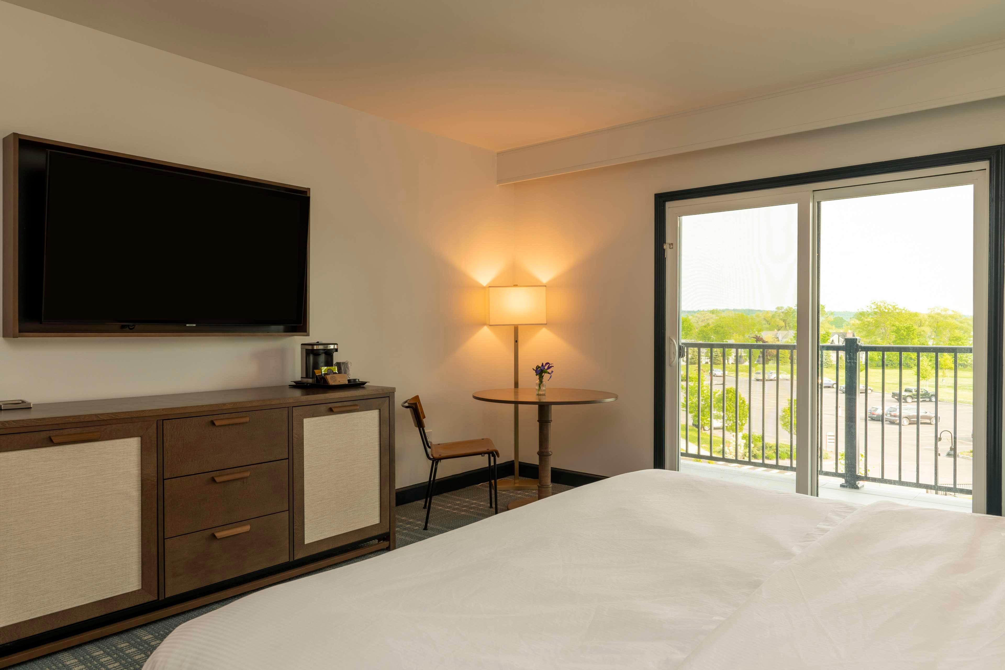 Double Accessible King Size Bed