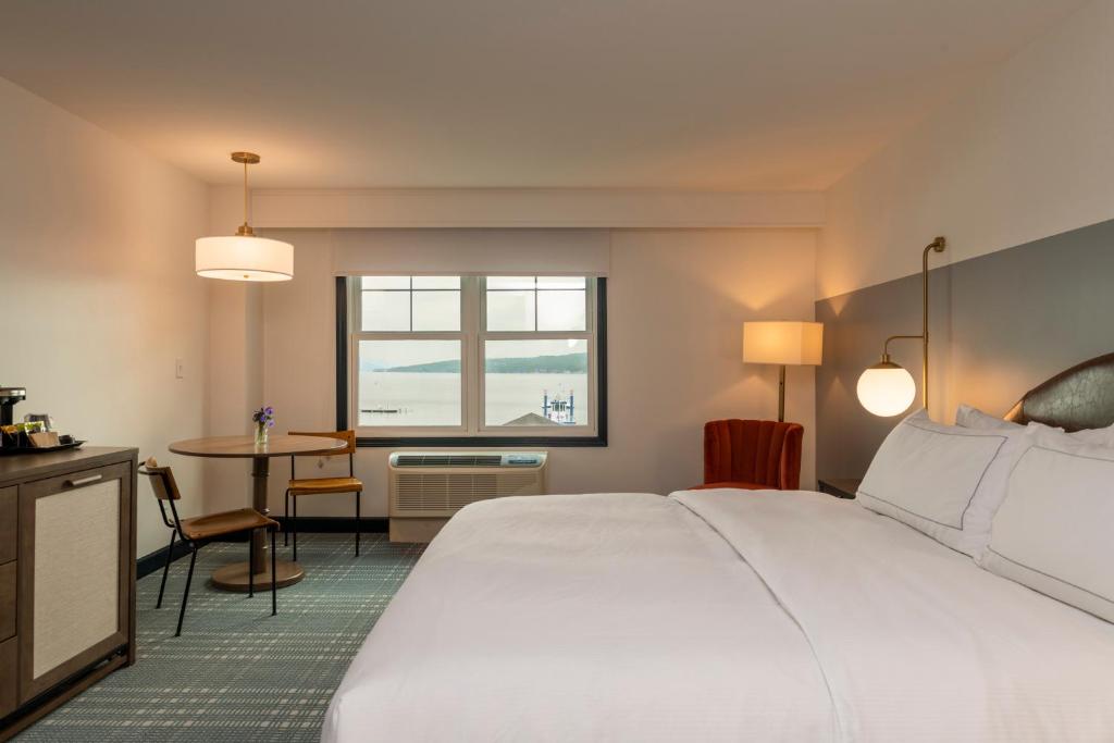 Double King Size Bed