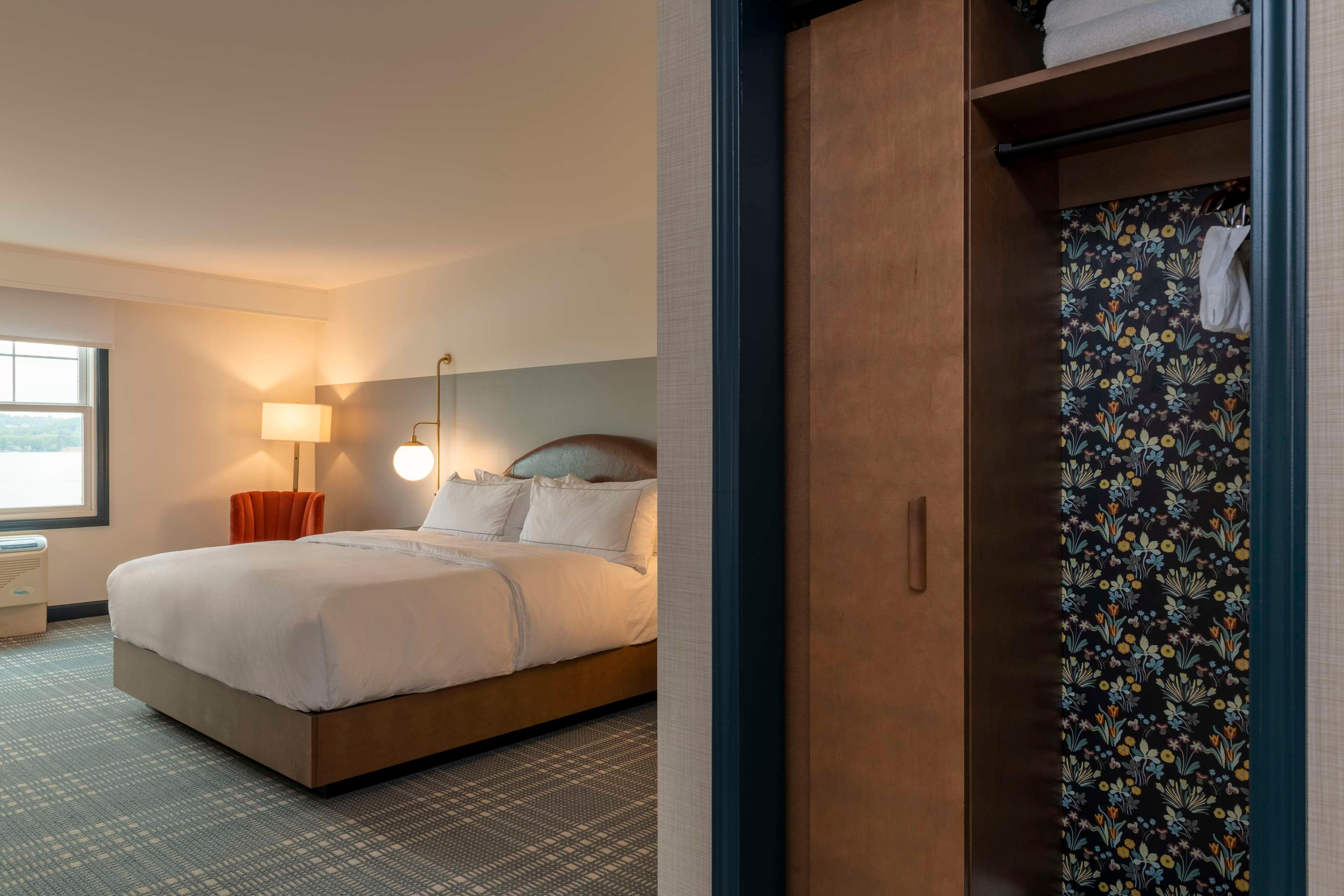 Suite Accessible with Views