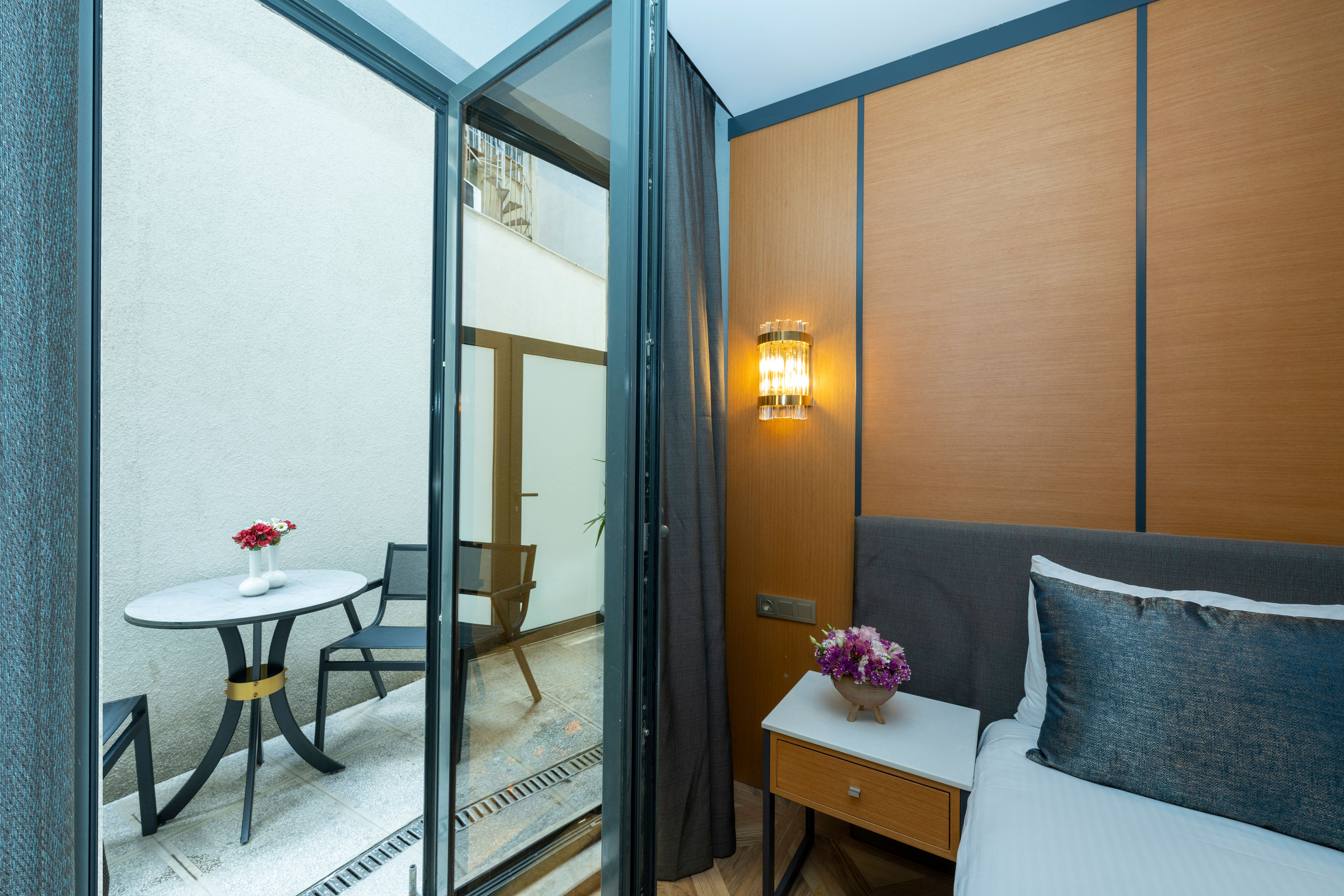 Double or Twin Land View