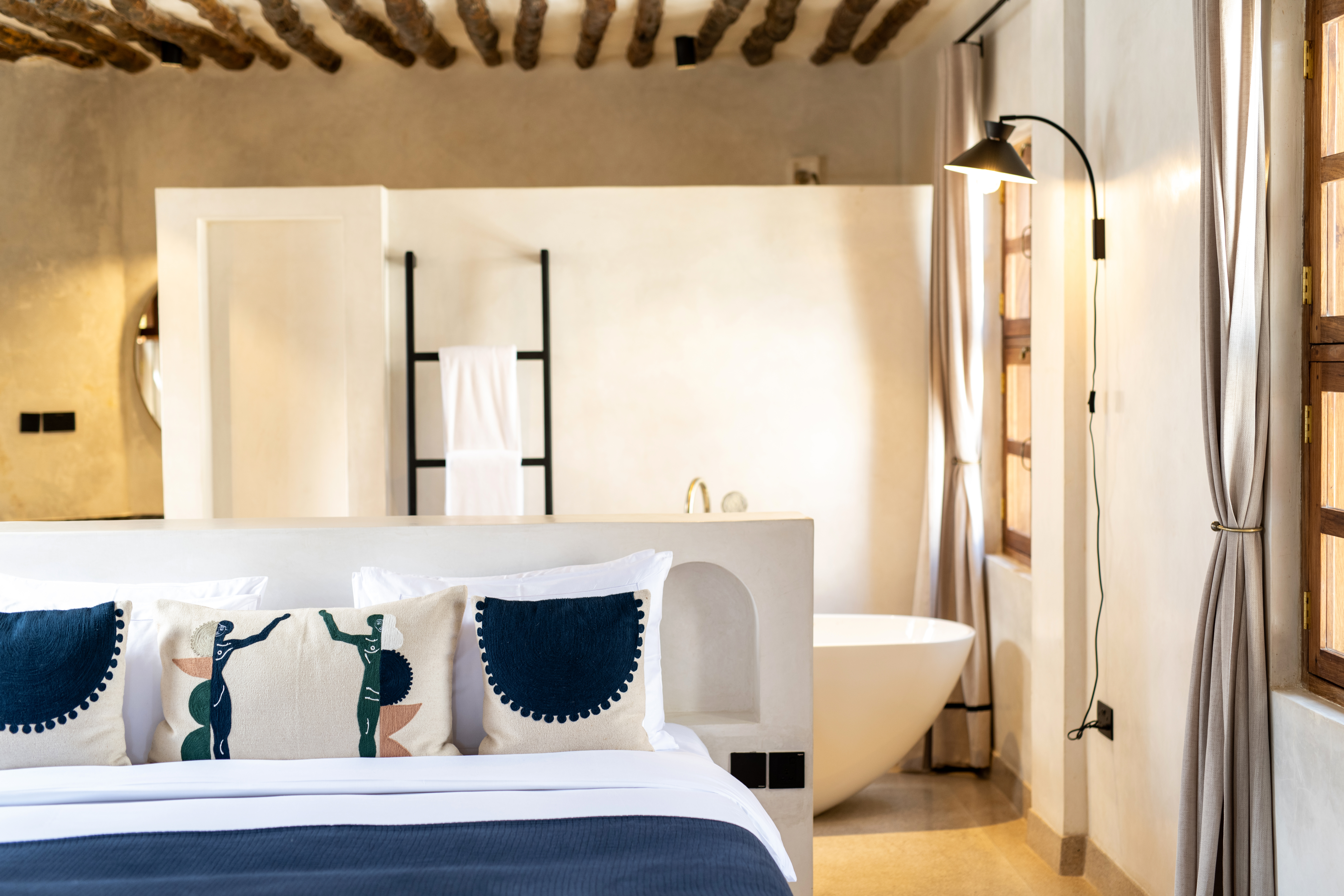 Double Superior King Bed