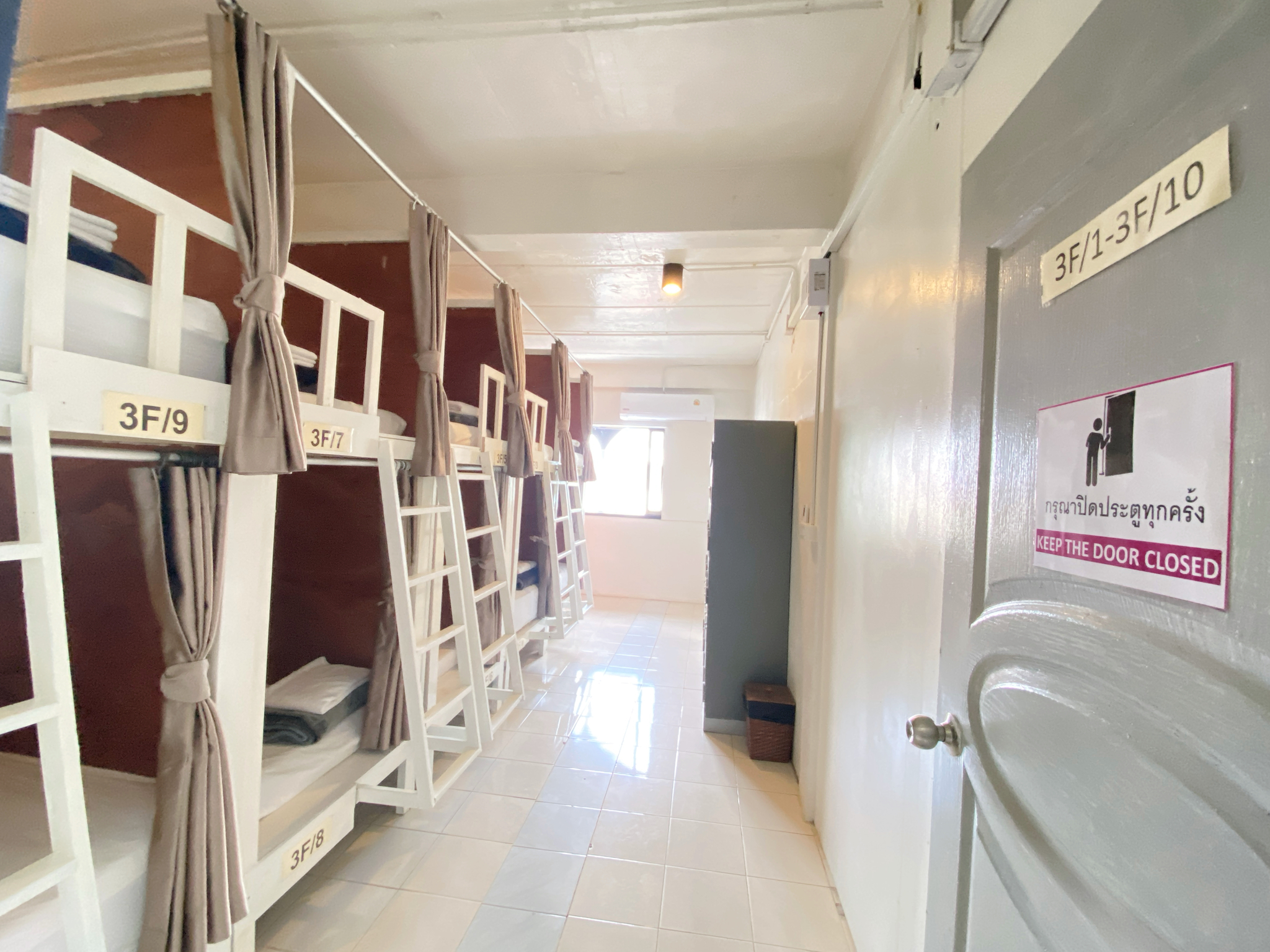 Bed in Dormitory Bunk Bed