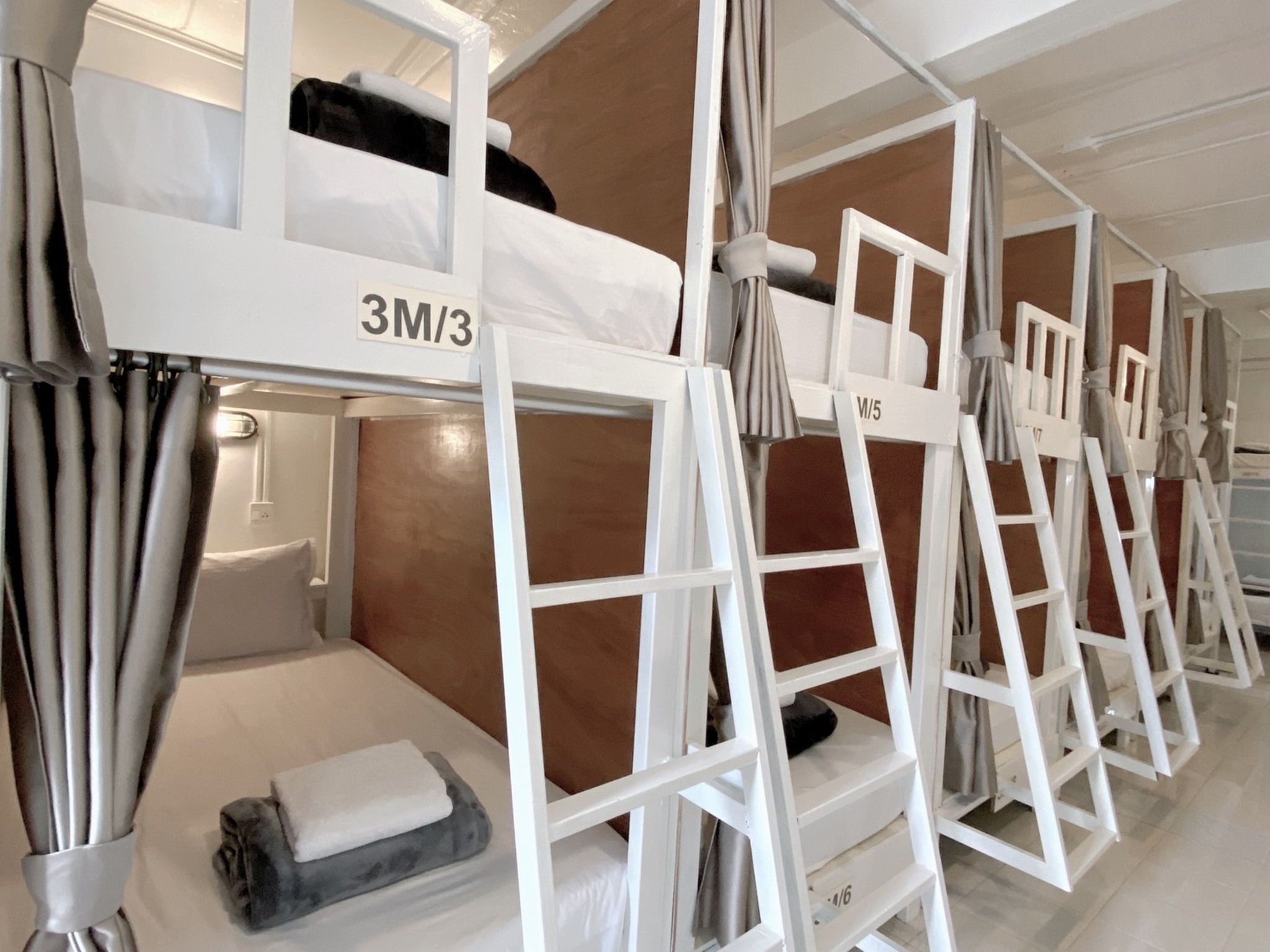Bed in Dormitory Bunk Bed