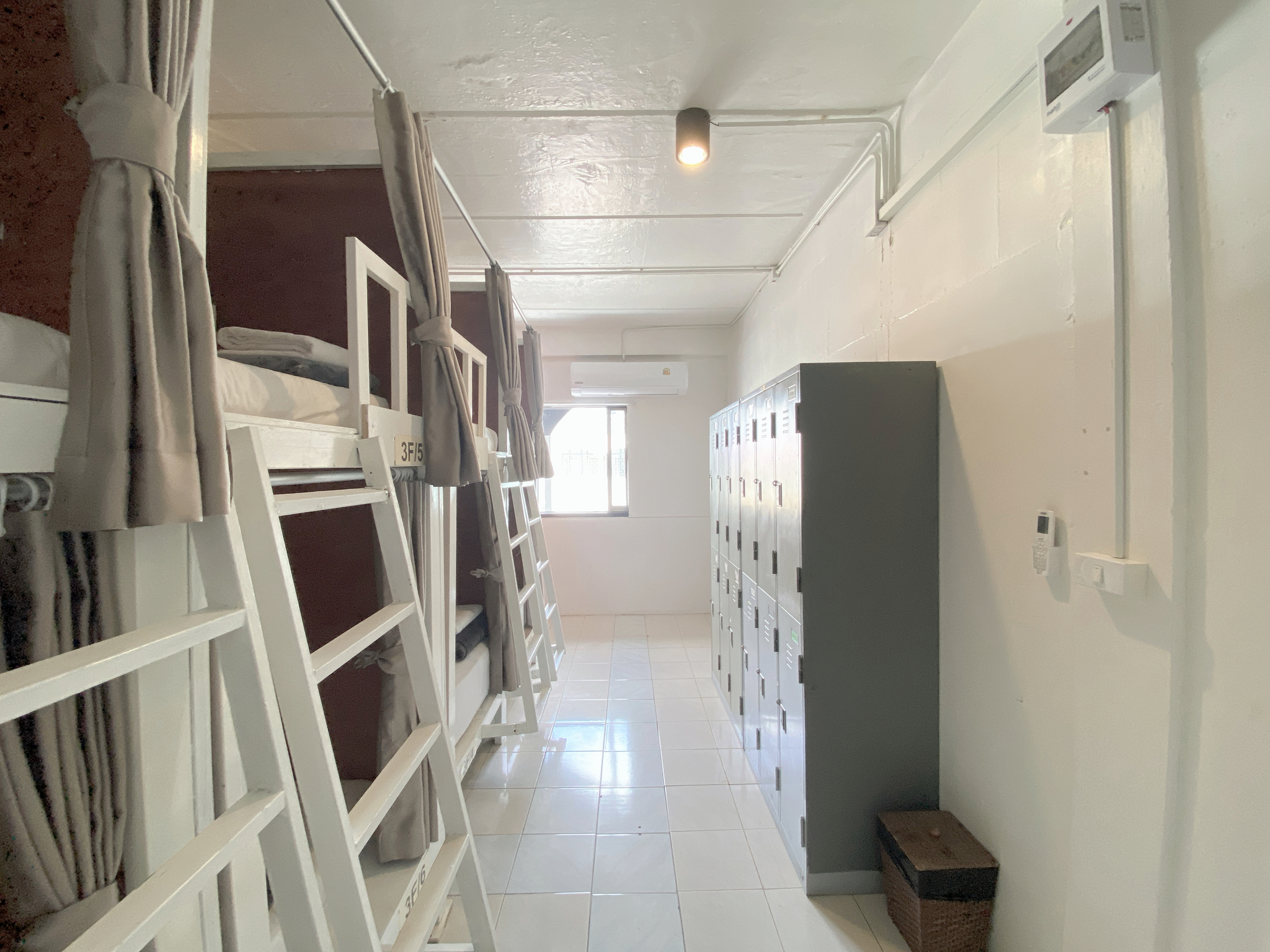 Bed in Dormitory Bunk Bed