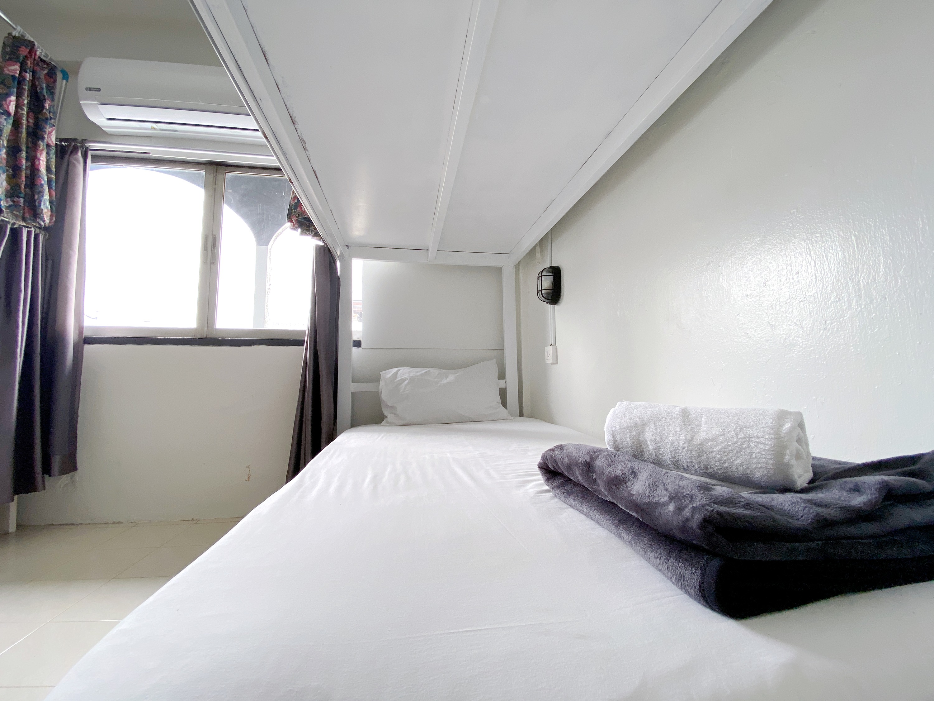 Bed in Dormitory Male Room
