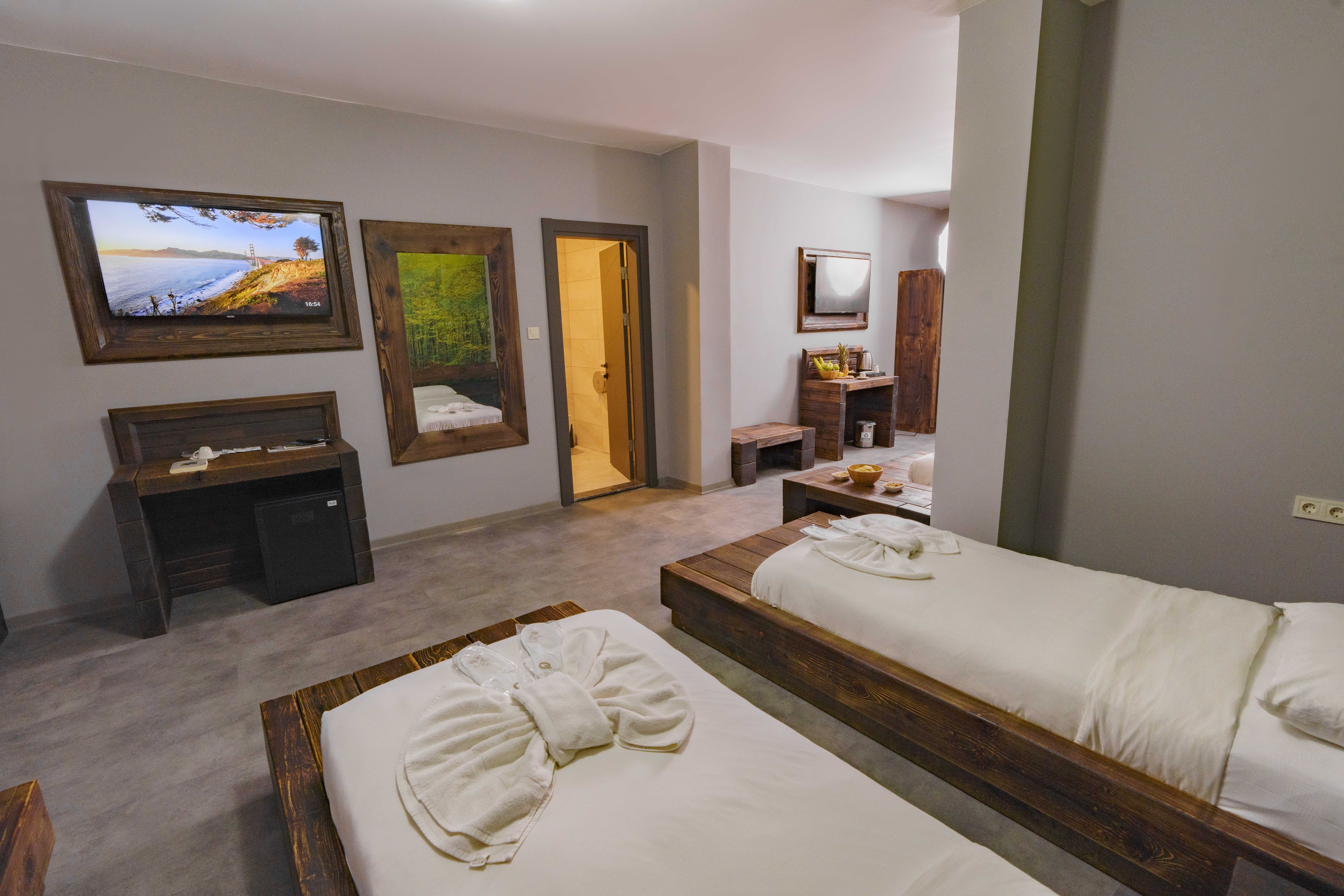 Family Room River View