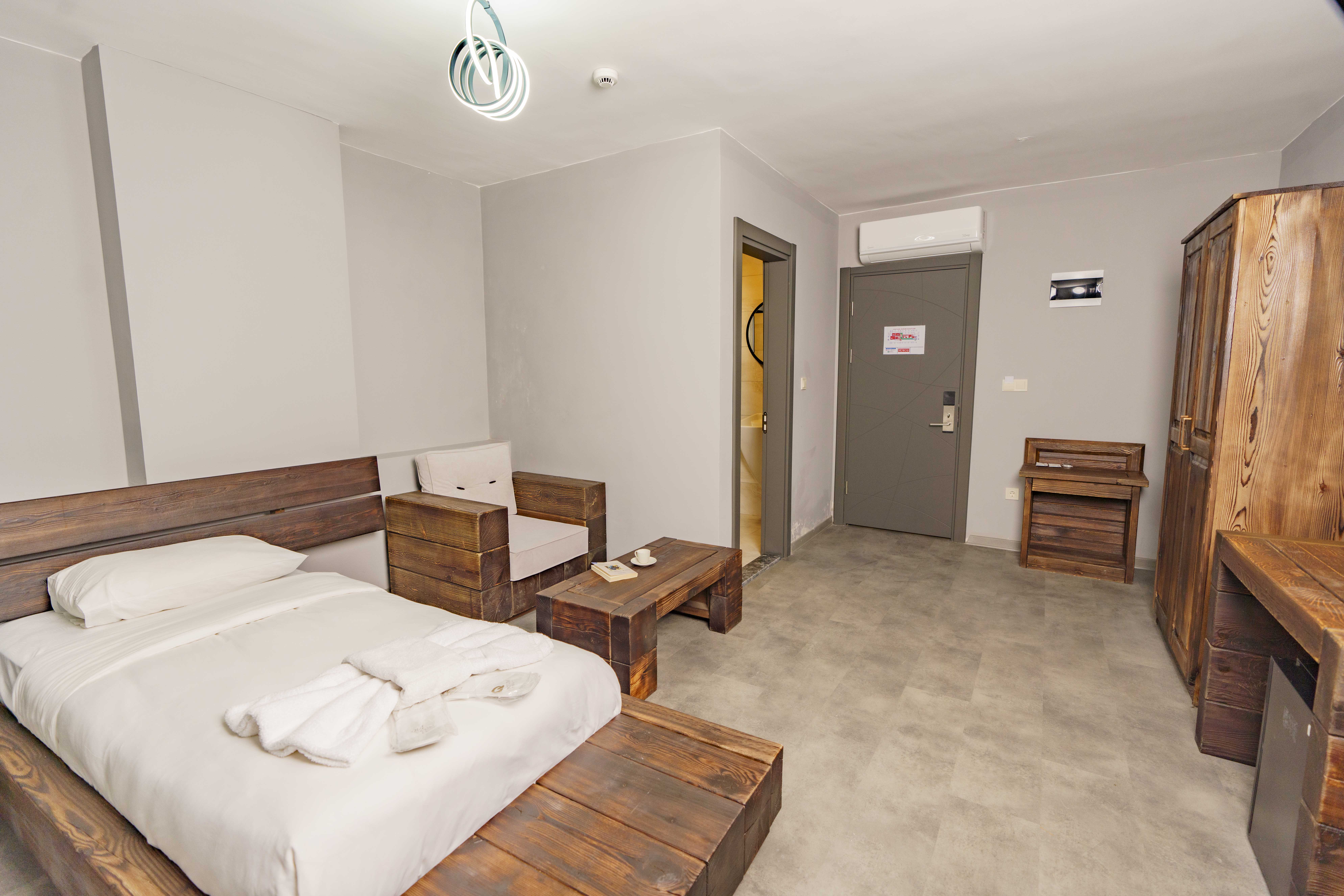 Double Executive Land View