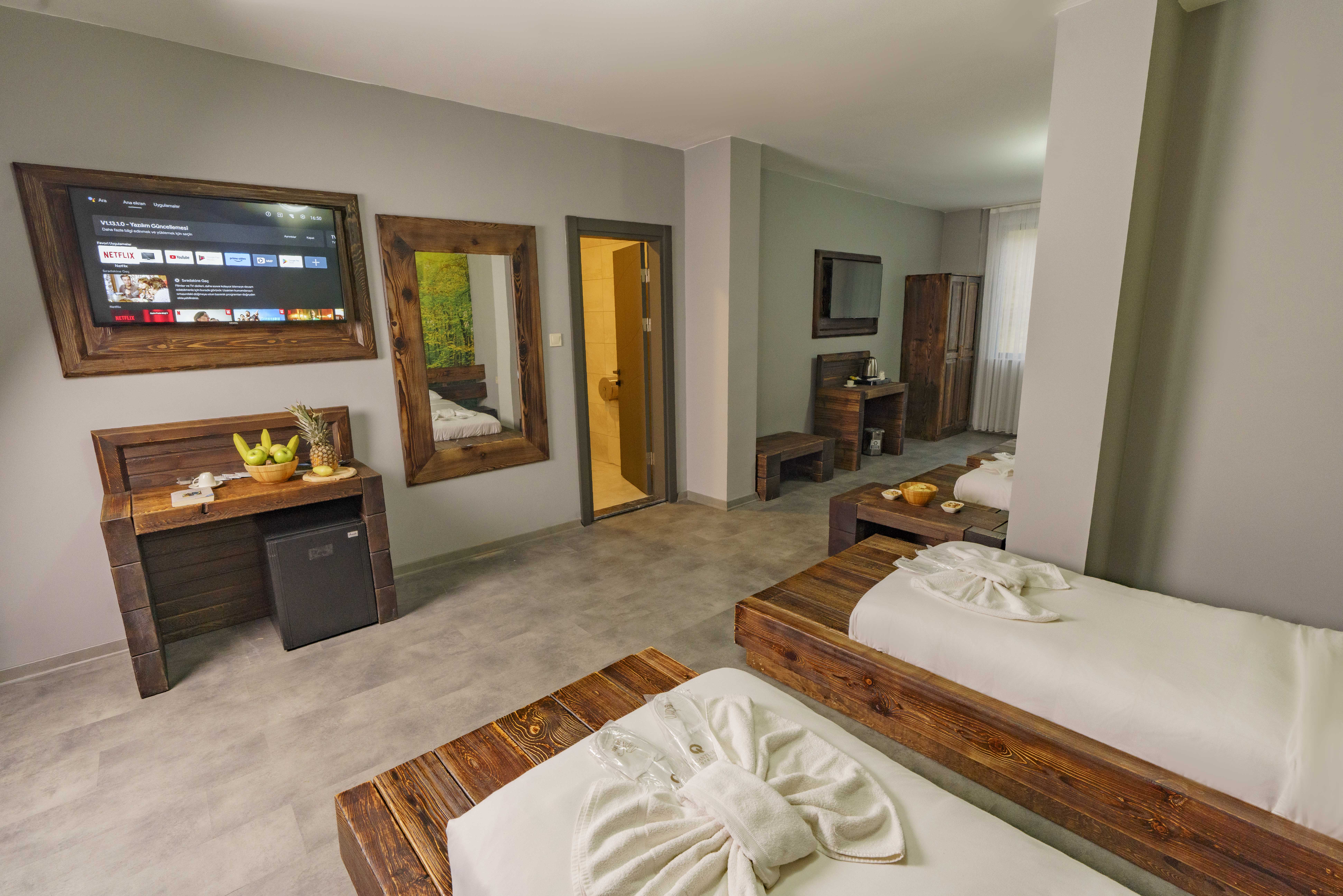 Family Room River View