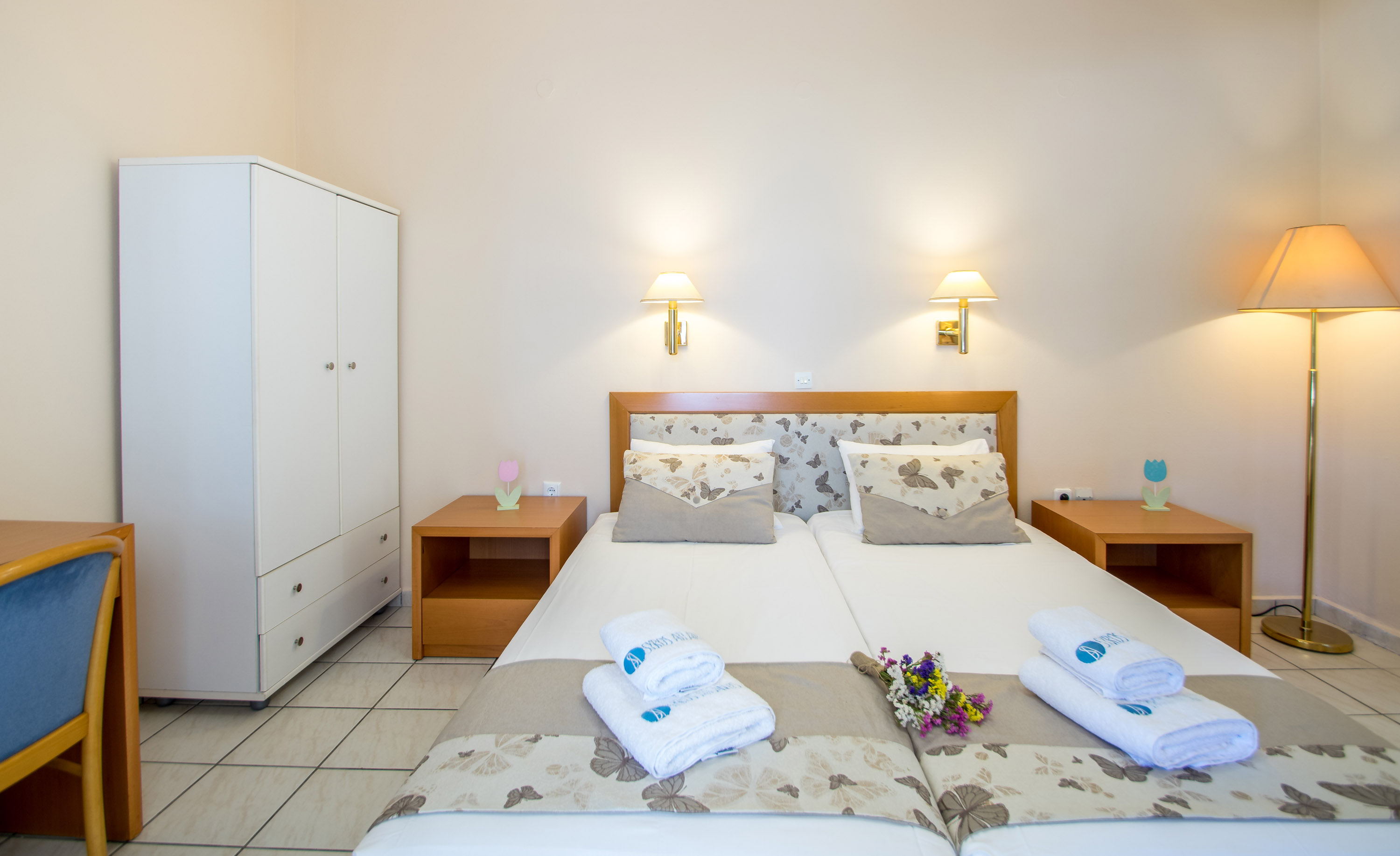 House Two Bedrooms One Bathroom