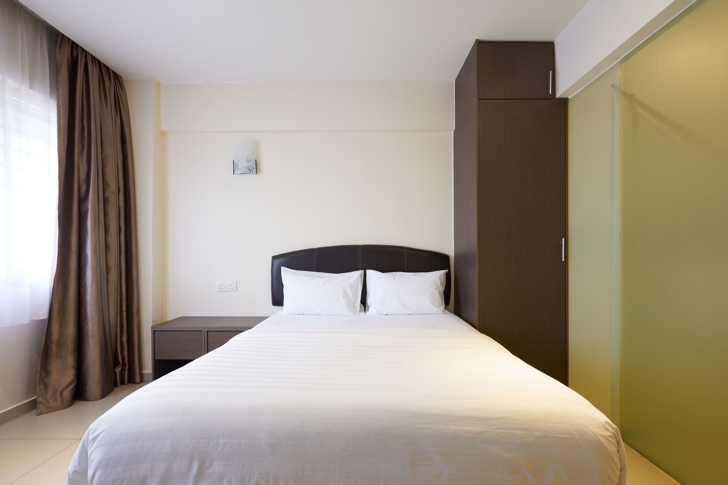 Double Superior Queen Bed