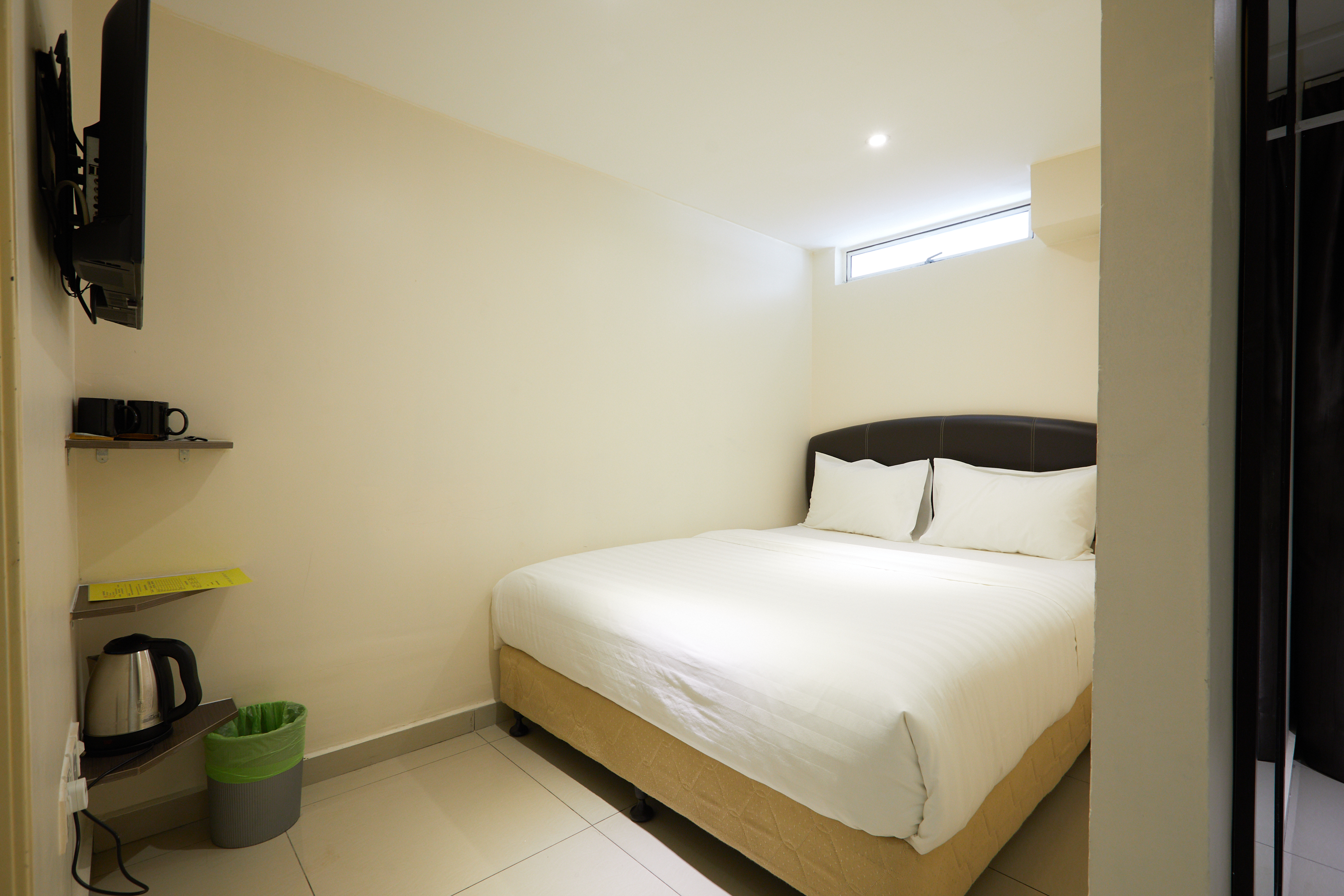 Double Queen Size Bed