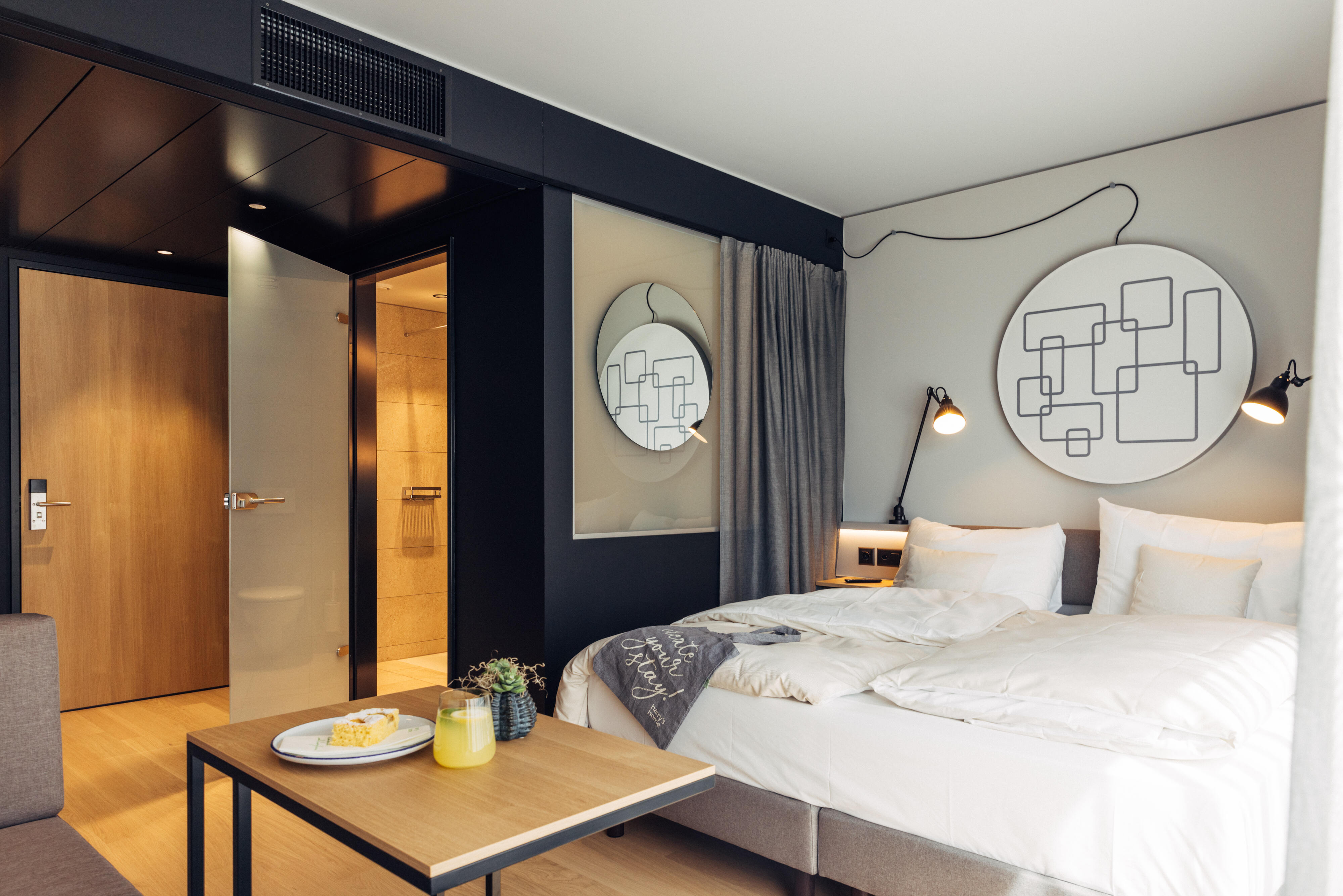 Double or Twin Standard