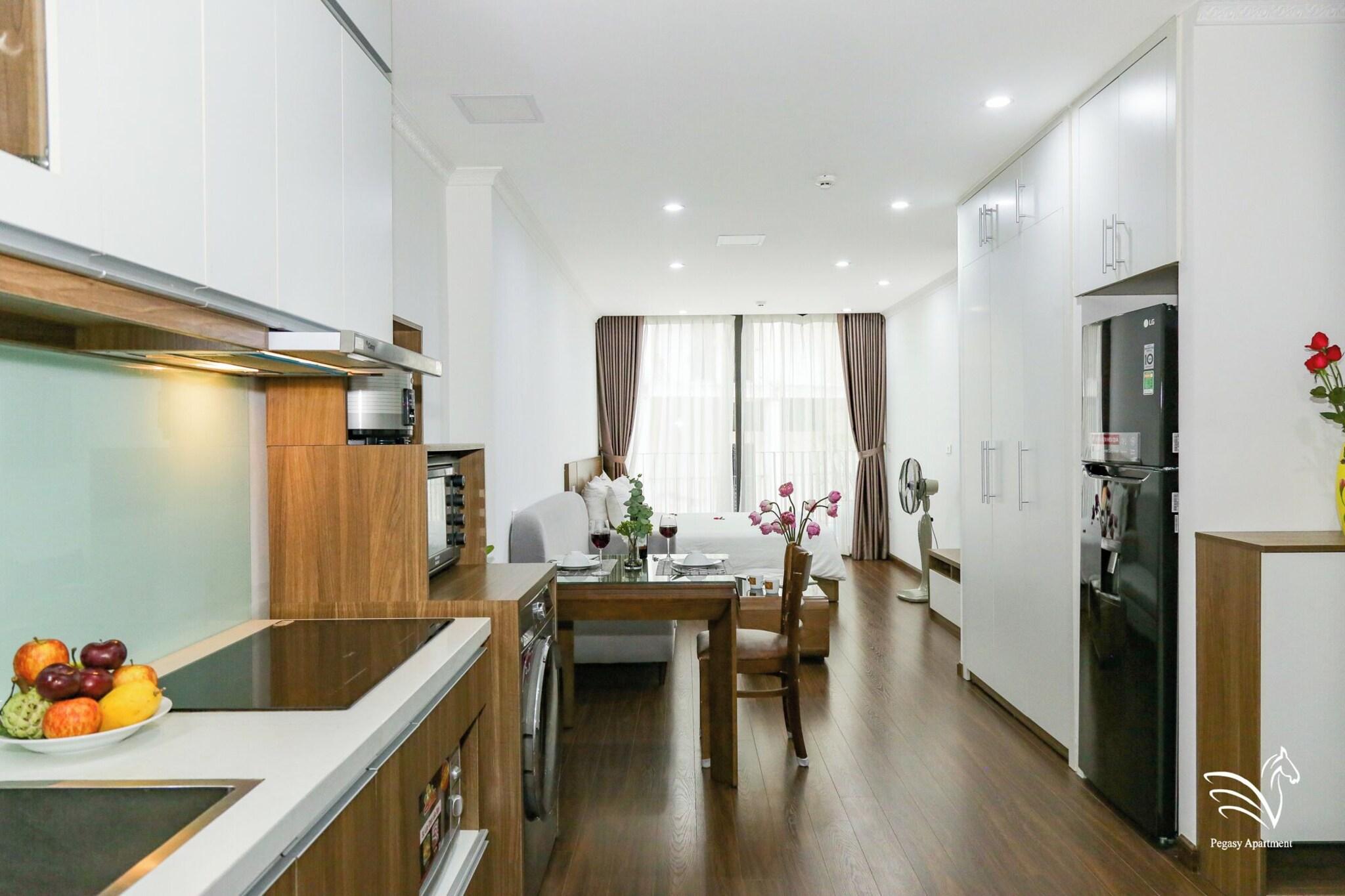 Studio Executive King Bed