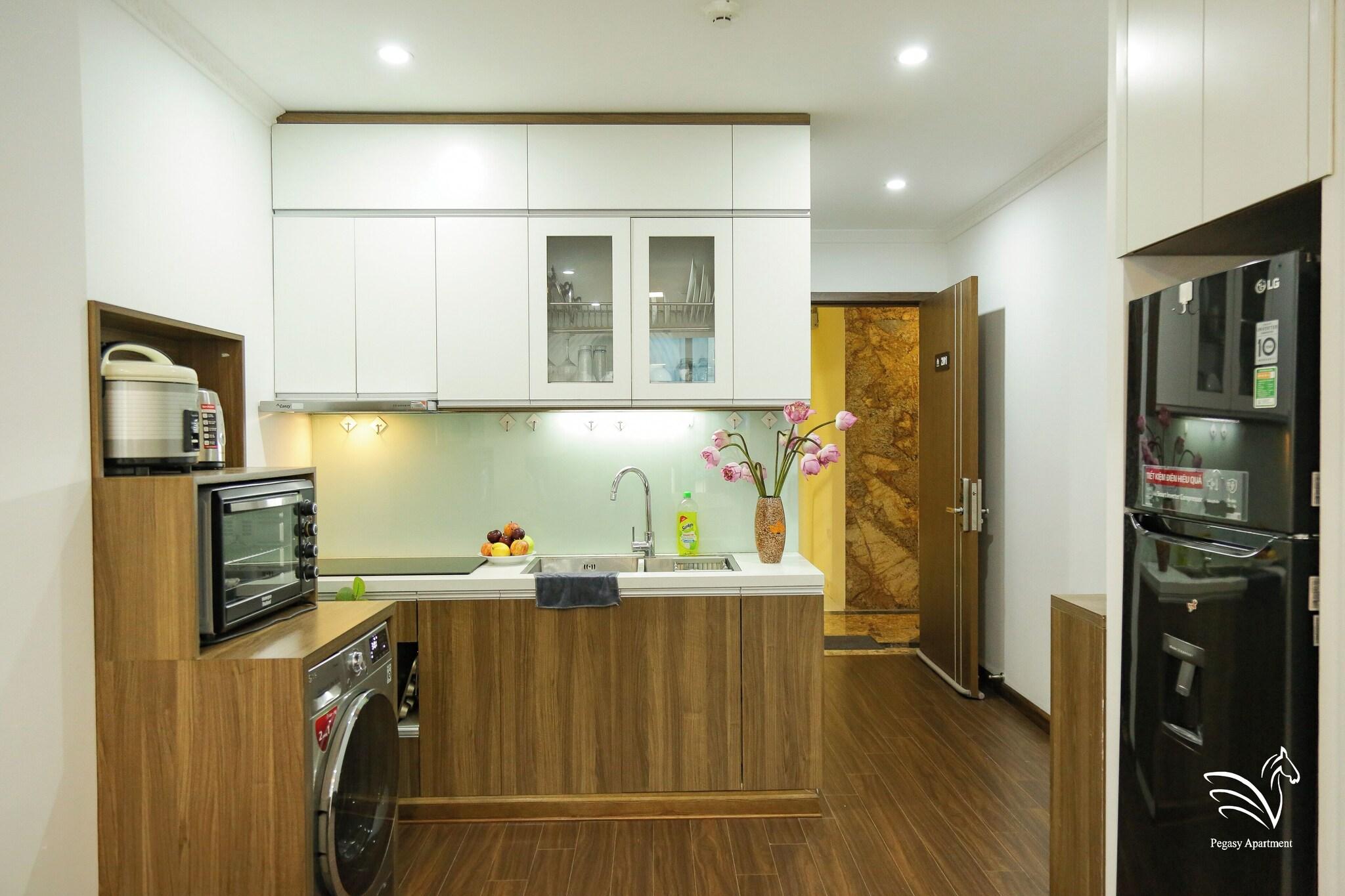 Studio Executive King Bed