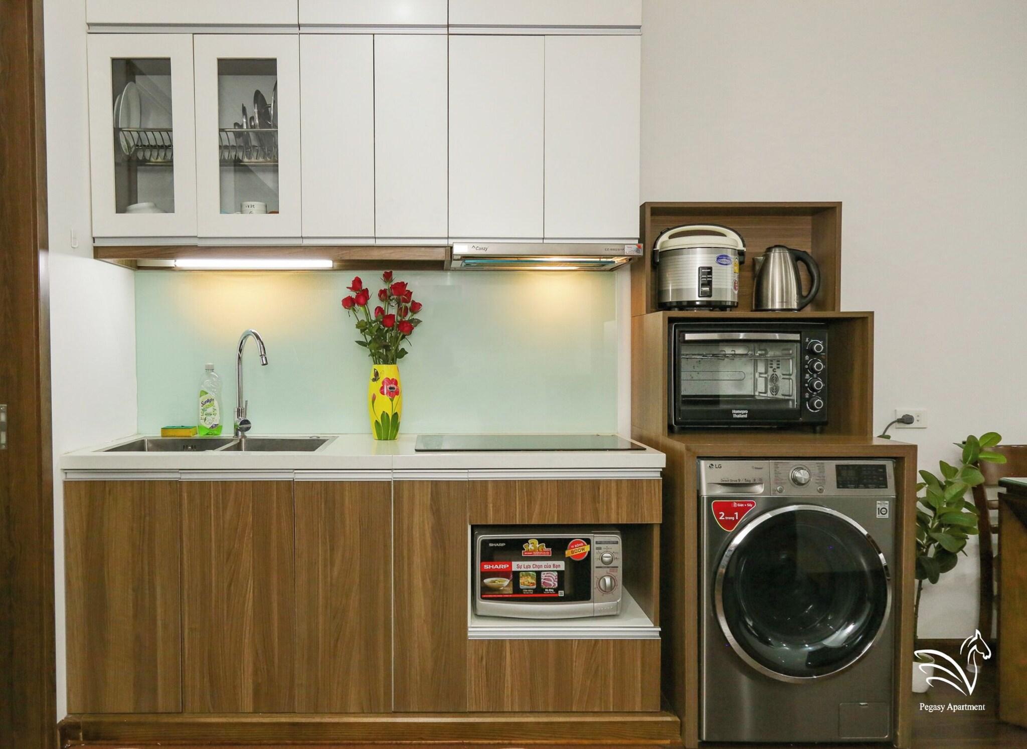 Studio Executive King Bed