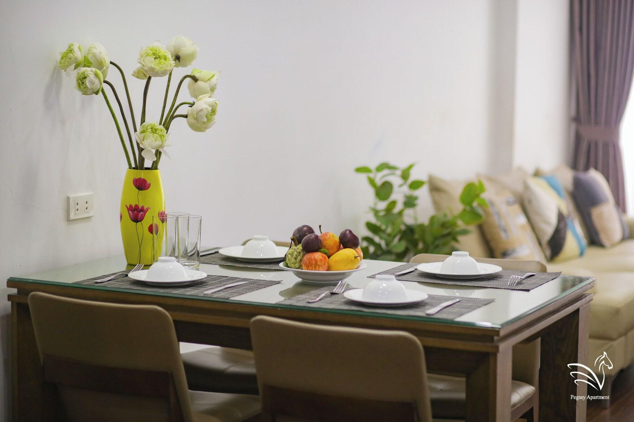 Studio Two King Beds