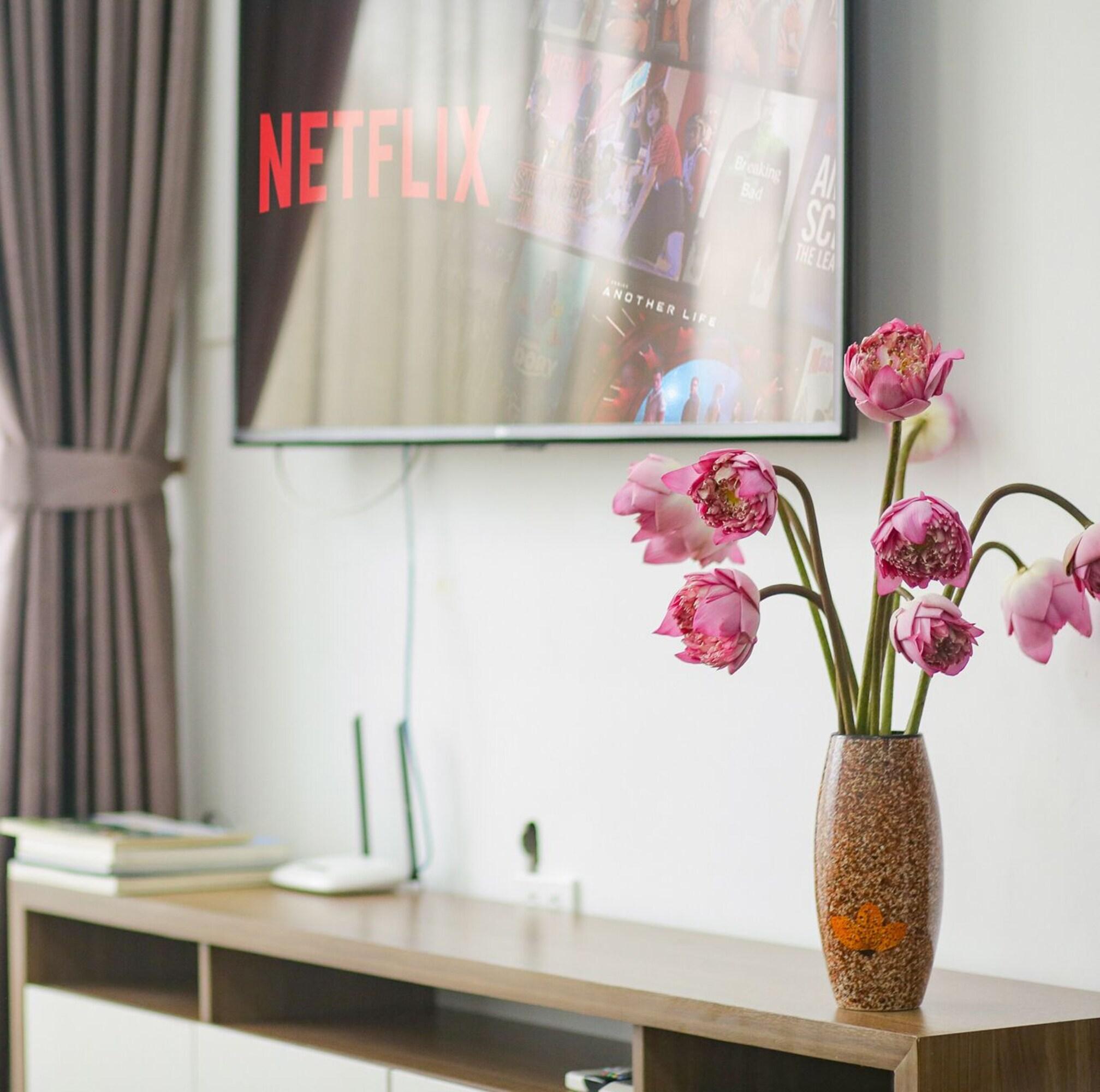 Studio Two King Beds