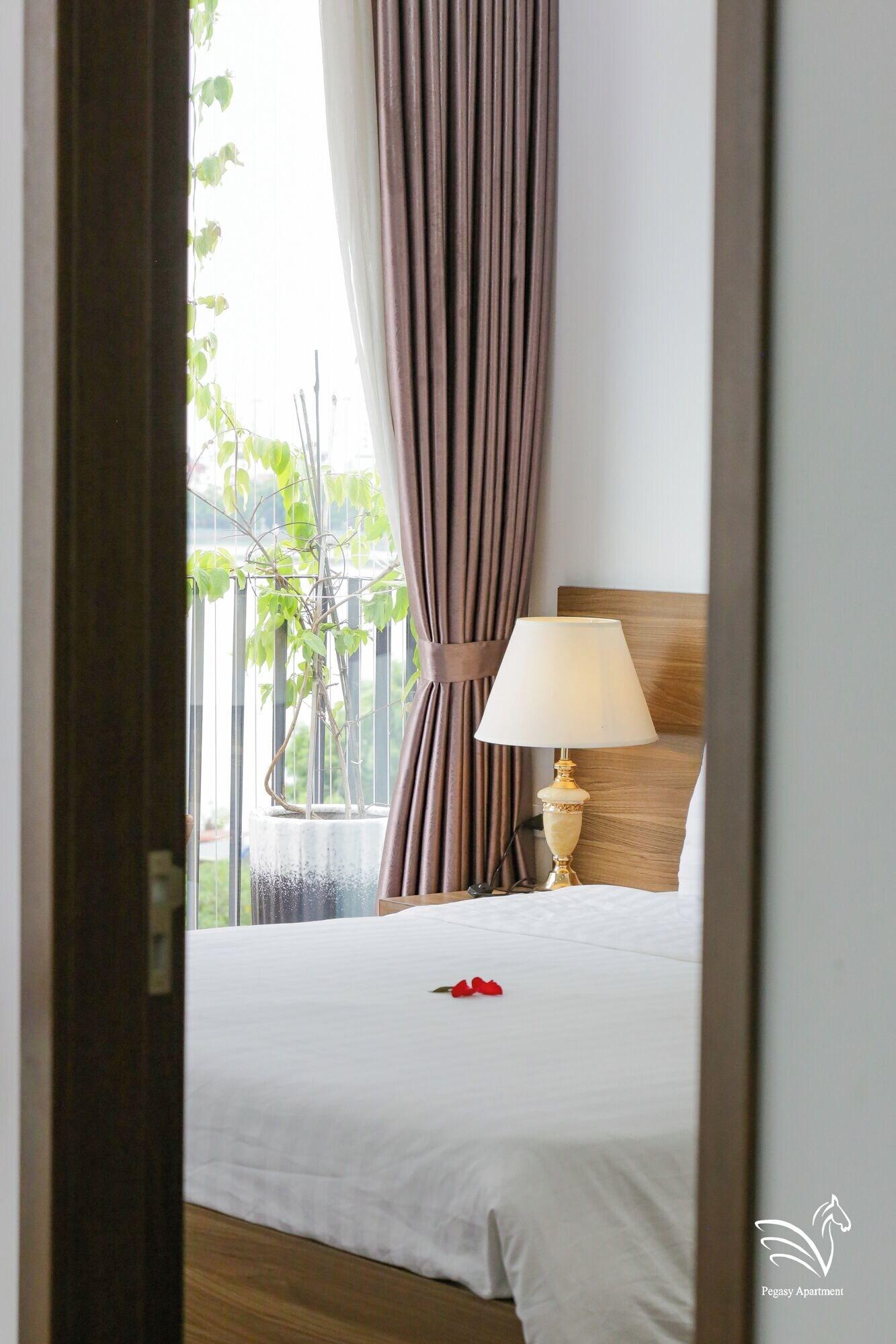 Studio Two King Beds