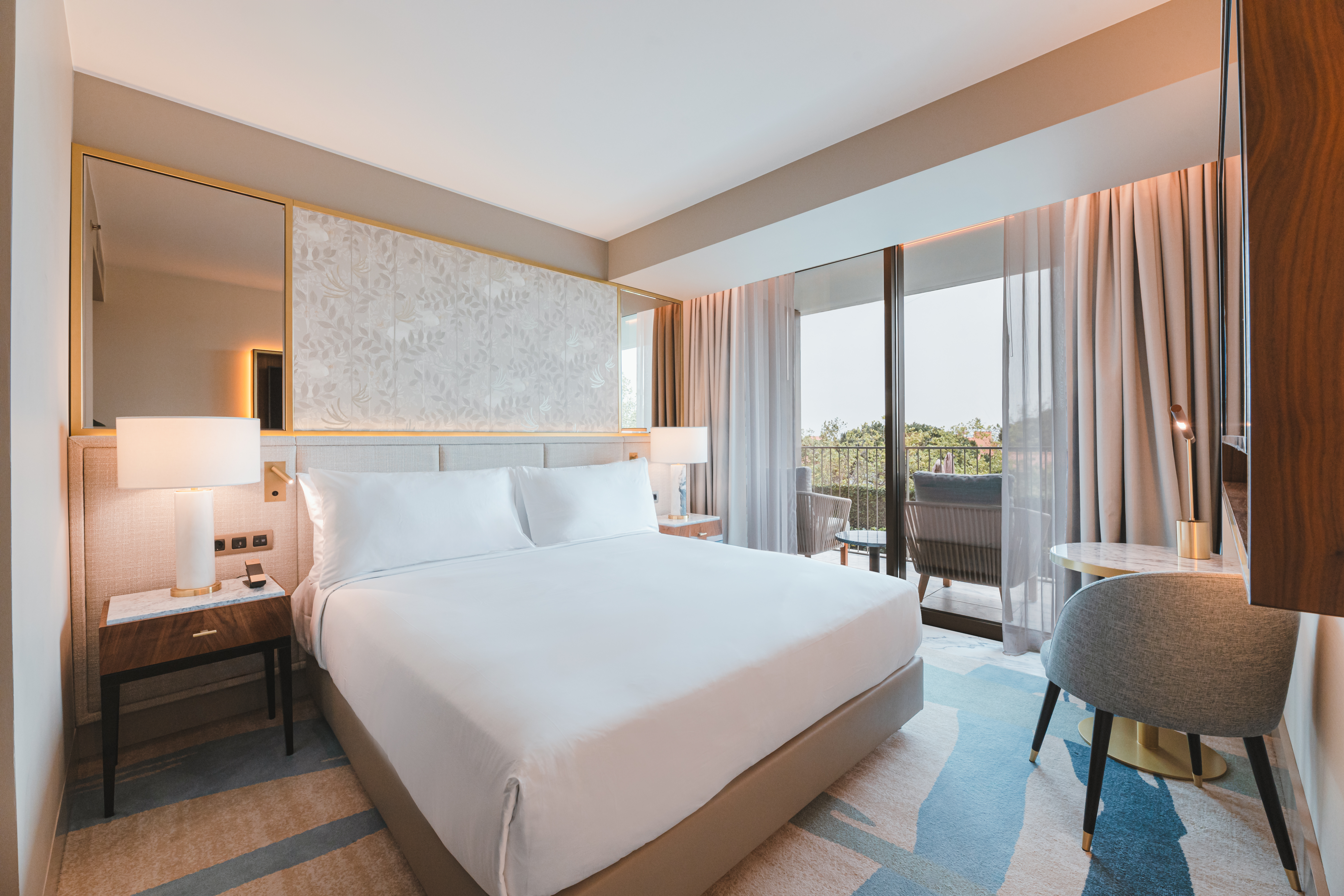 Double King Size Bed